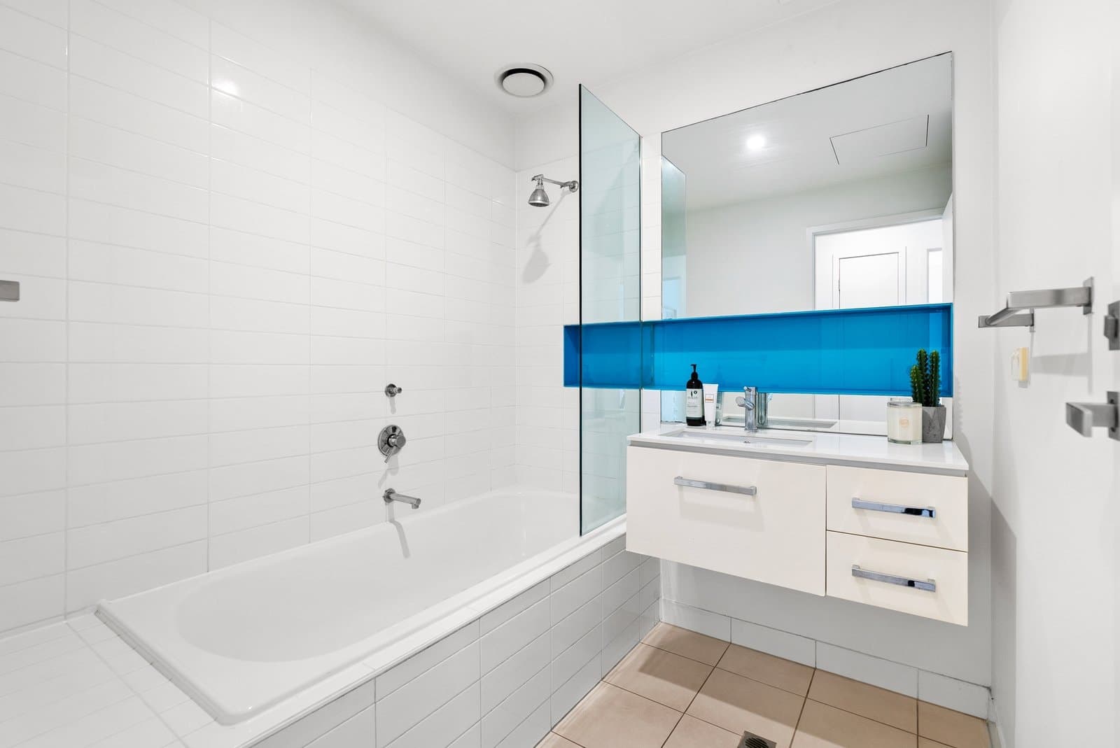 602/200 Toorak Road, South Yarra, South Yarra - Thumbnail 7