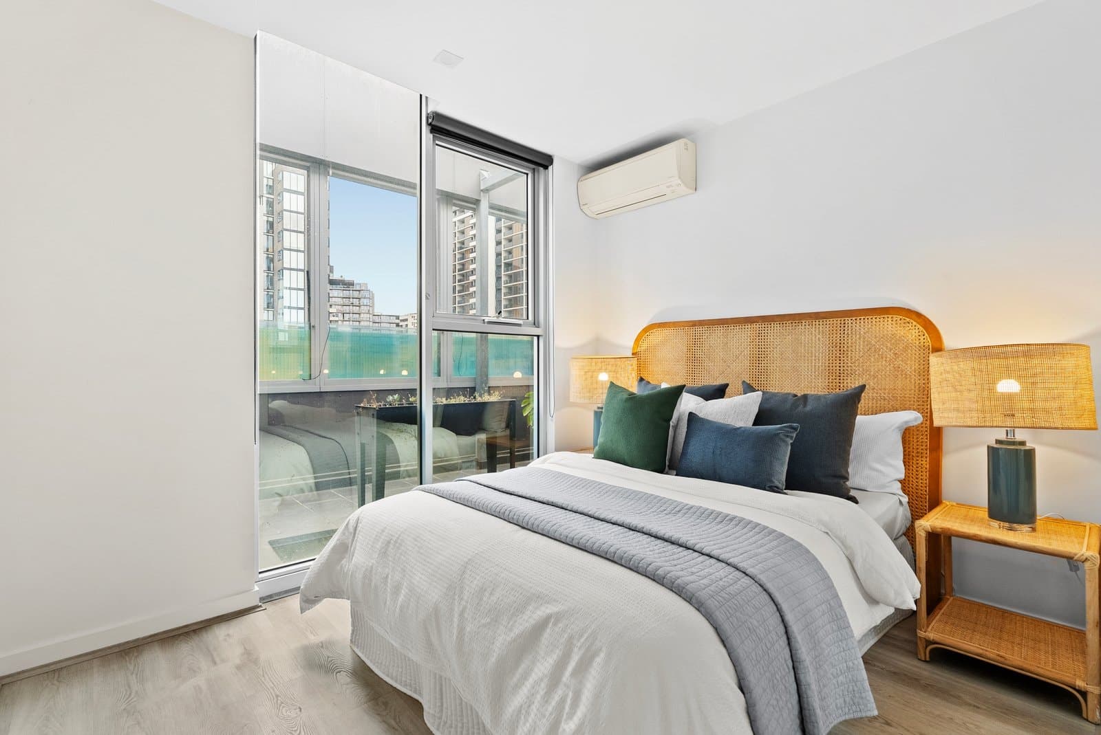 602/200 Toorak Road, South Yarra, South Yarra - Thumbnail 8