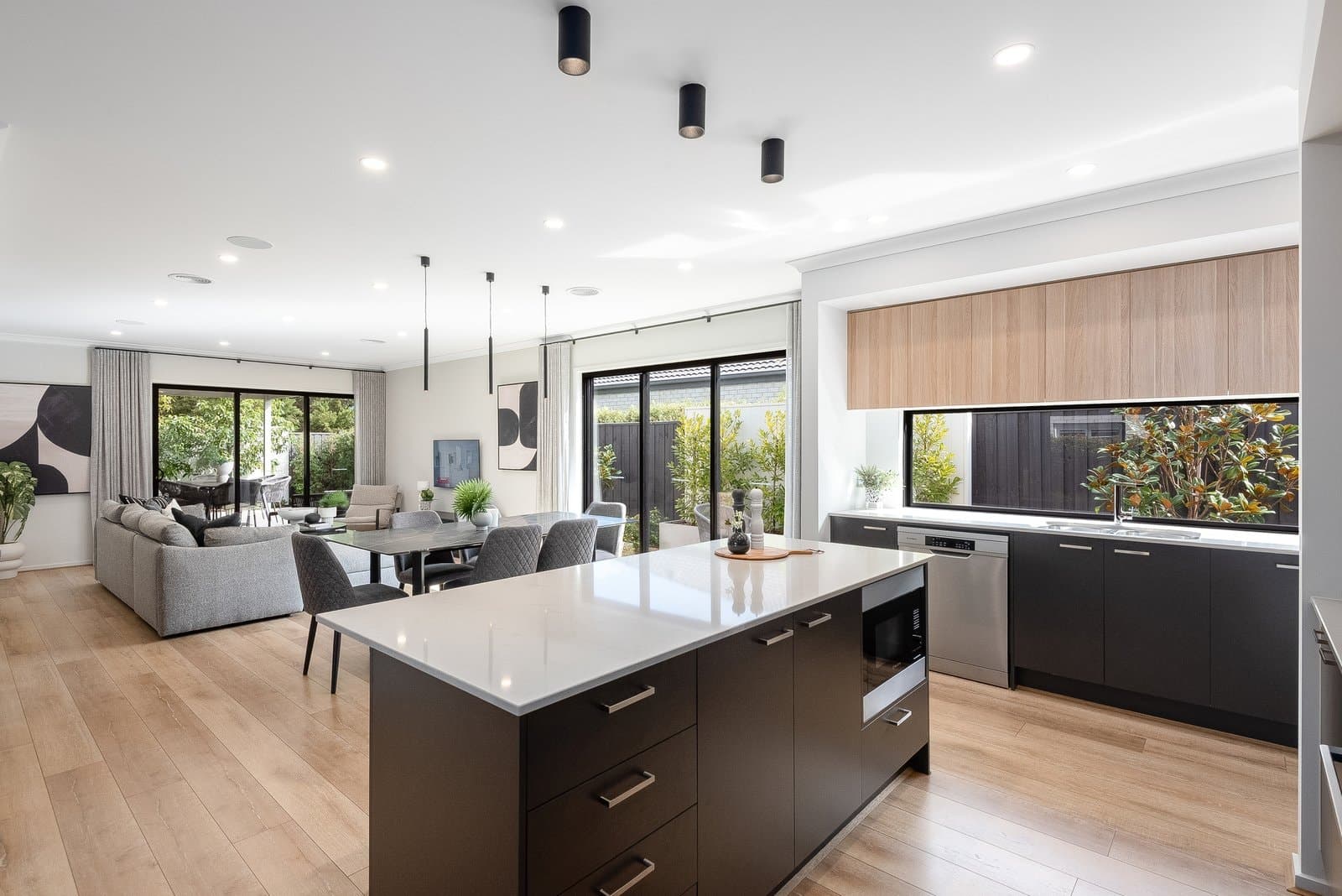 11 Coridale Boulevard, Lara, Lara - Image 1