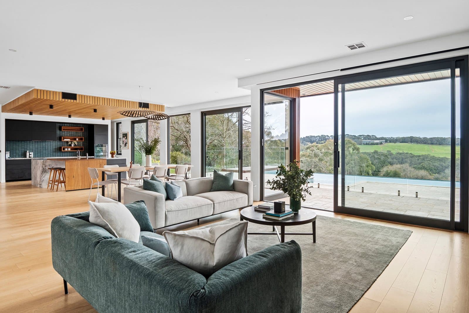 72 Shoreham Road, Red Hill South, Red Hill South - Thumbnail 2