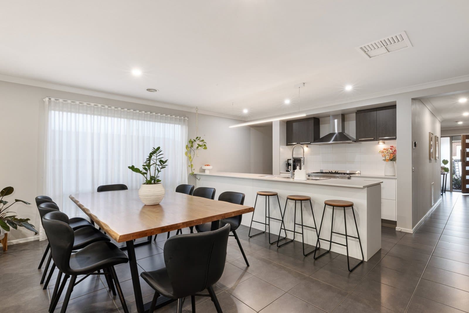 18 Chiara Court, Brown Hill, Brown Hill - Thumbnail 2