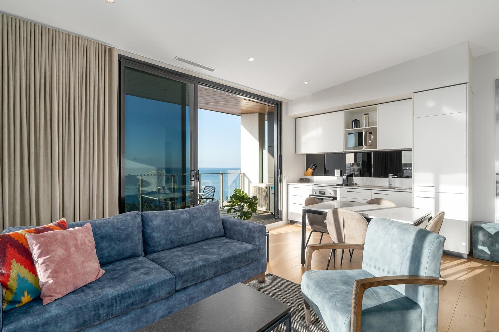 901/10 Bellerine Street, Geelong, Geelong - Thumbnail 5