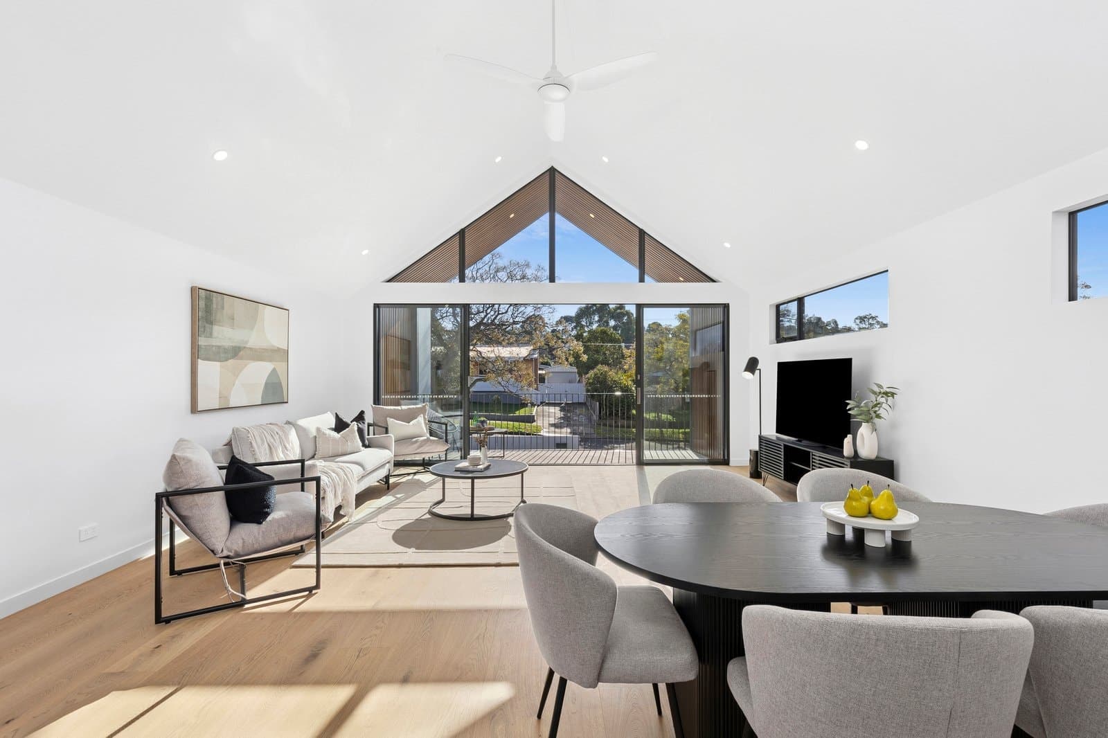 5A Craigie Road, Newtown, Newtown - Thumbnail 2