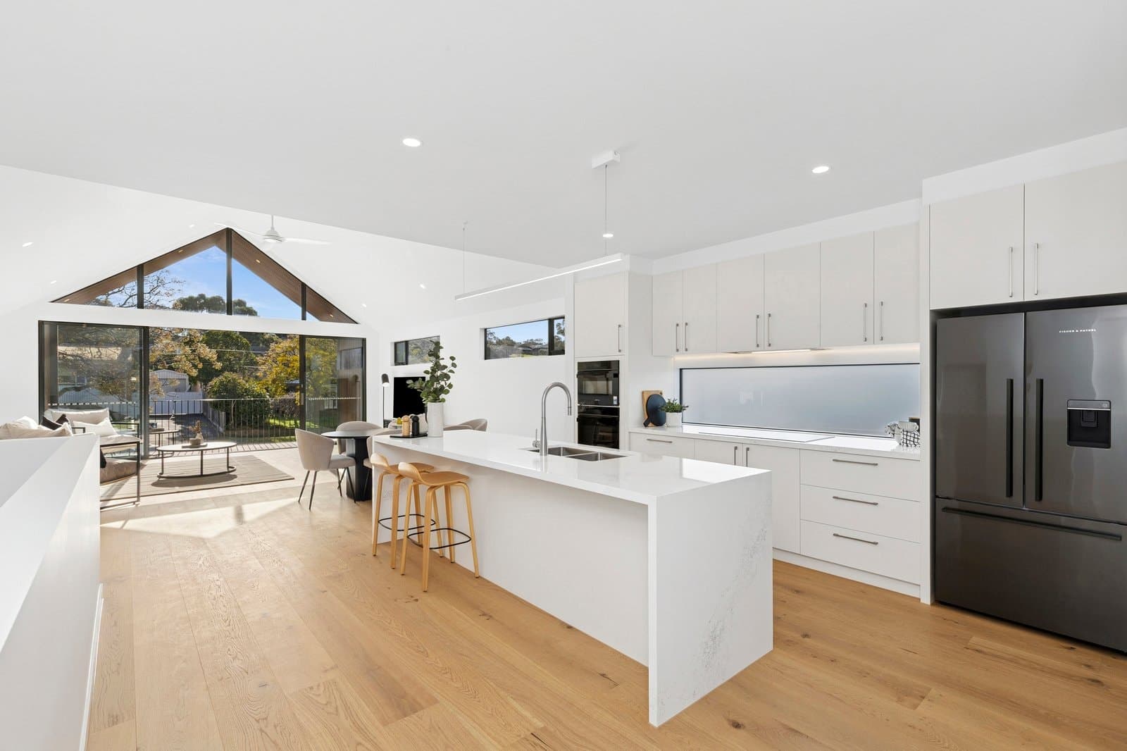 5A Craigie Road, Newtown, Newtown - Thumbnail 3
