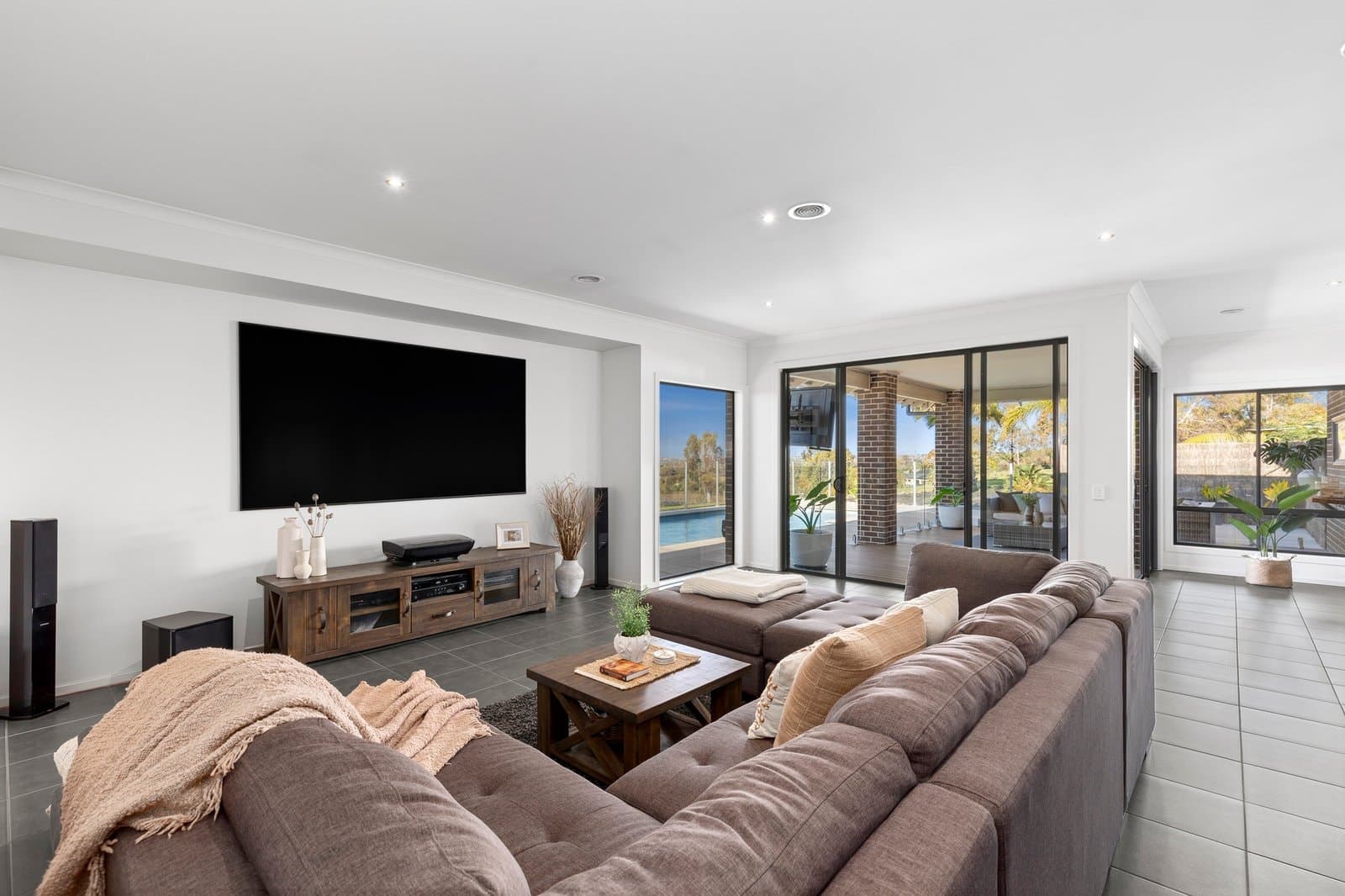 255 Tower Hill Drive, Lovely Banks, Lovely Banks - Thumbnail 6