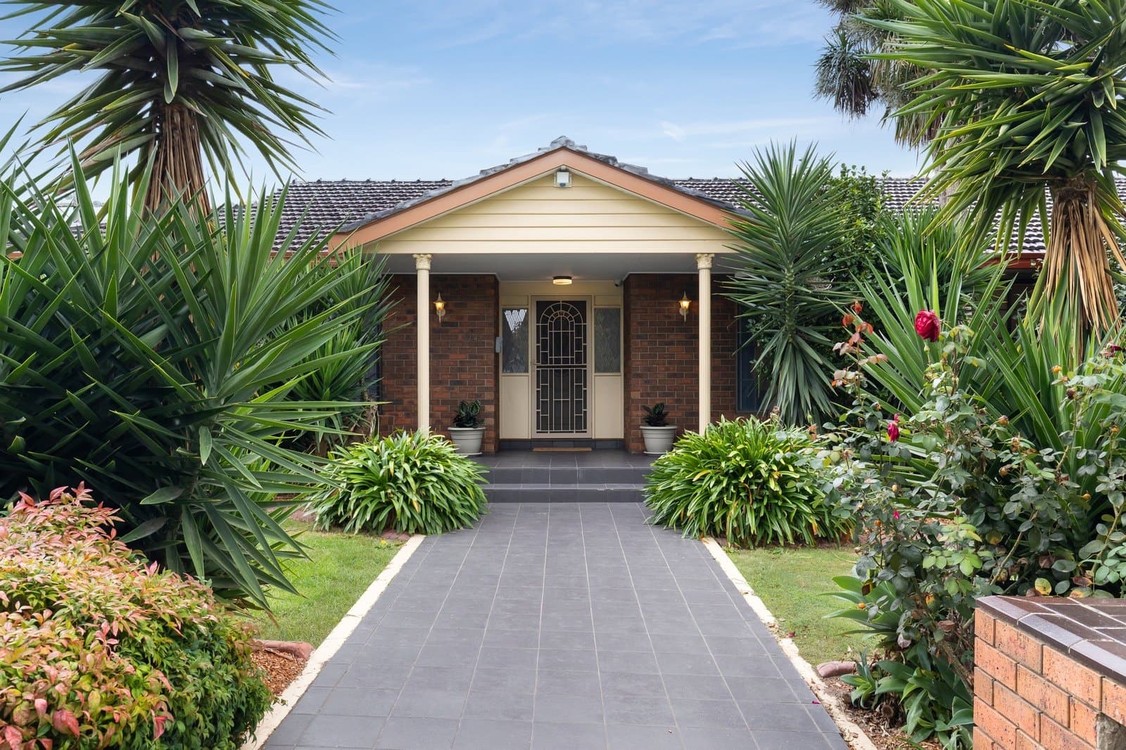 941-943 Ferntree Gully Road, Wheelers Hill, Wheelers Hill - Thumbnail 2