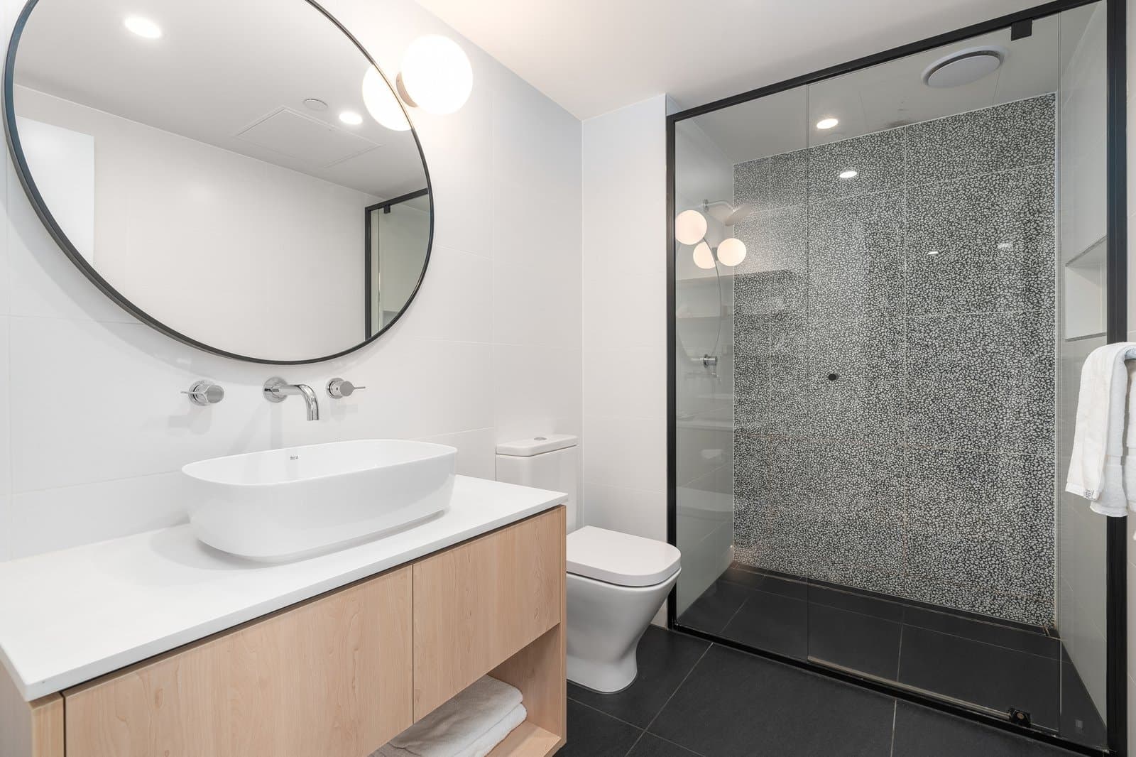108/10 Bellerine Street, Geelong, Geelong - Thumbnail 3