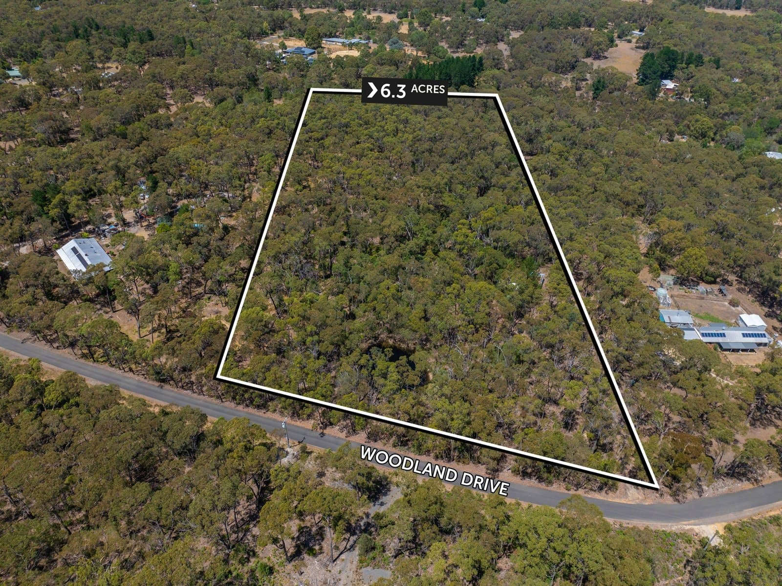 30 Woodland Drive, Scarsdale, Scarsdale - Thumbnail 2