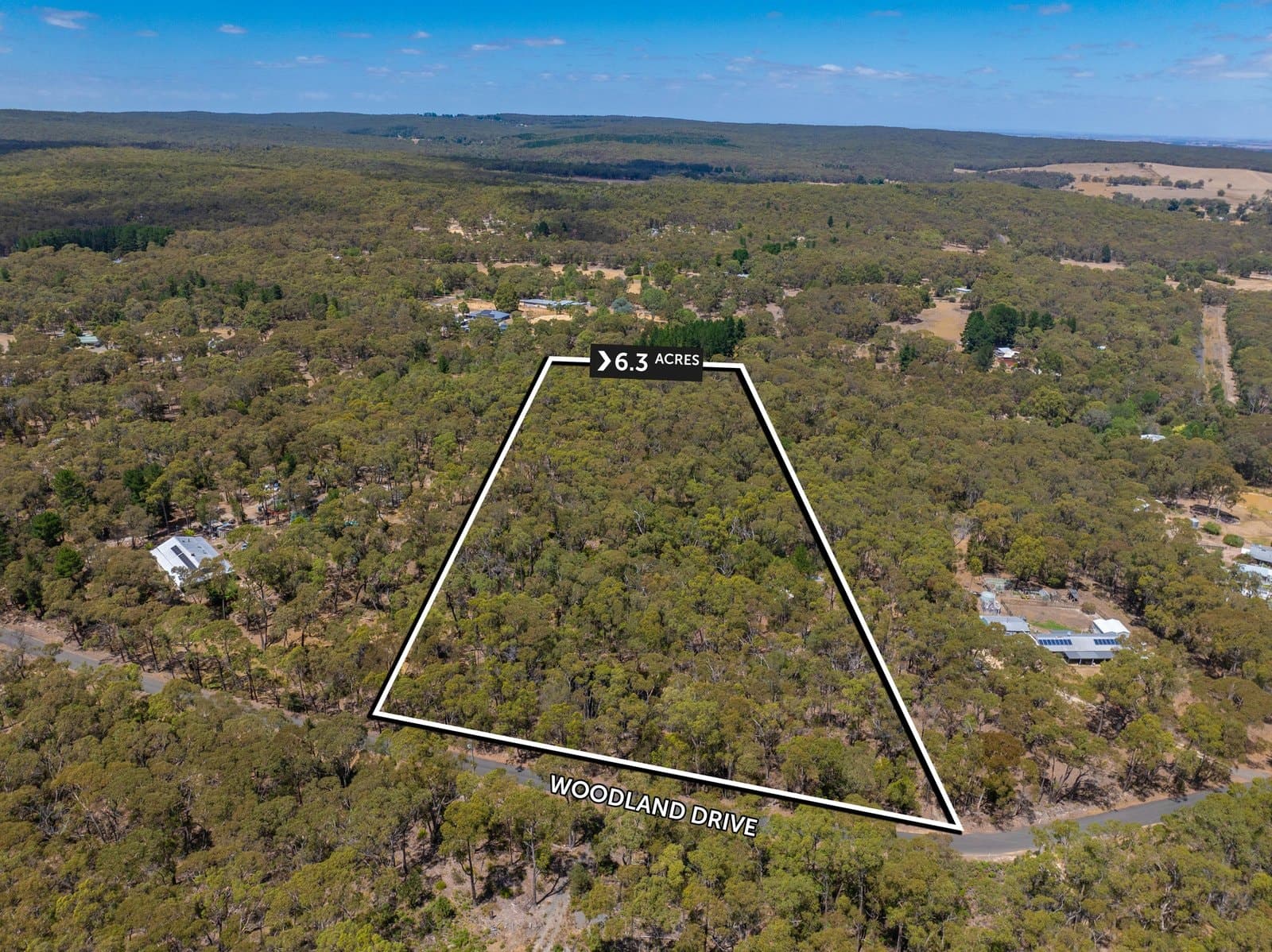 30 Woodland Drive, Scarsdale, Scarsdale - Thumbnail 3