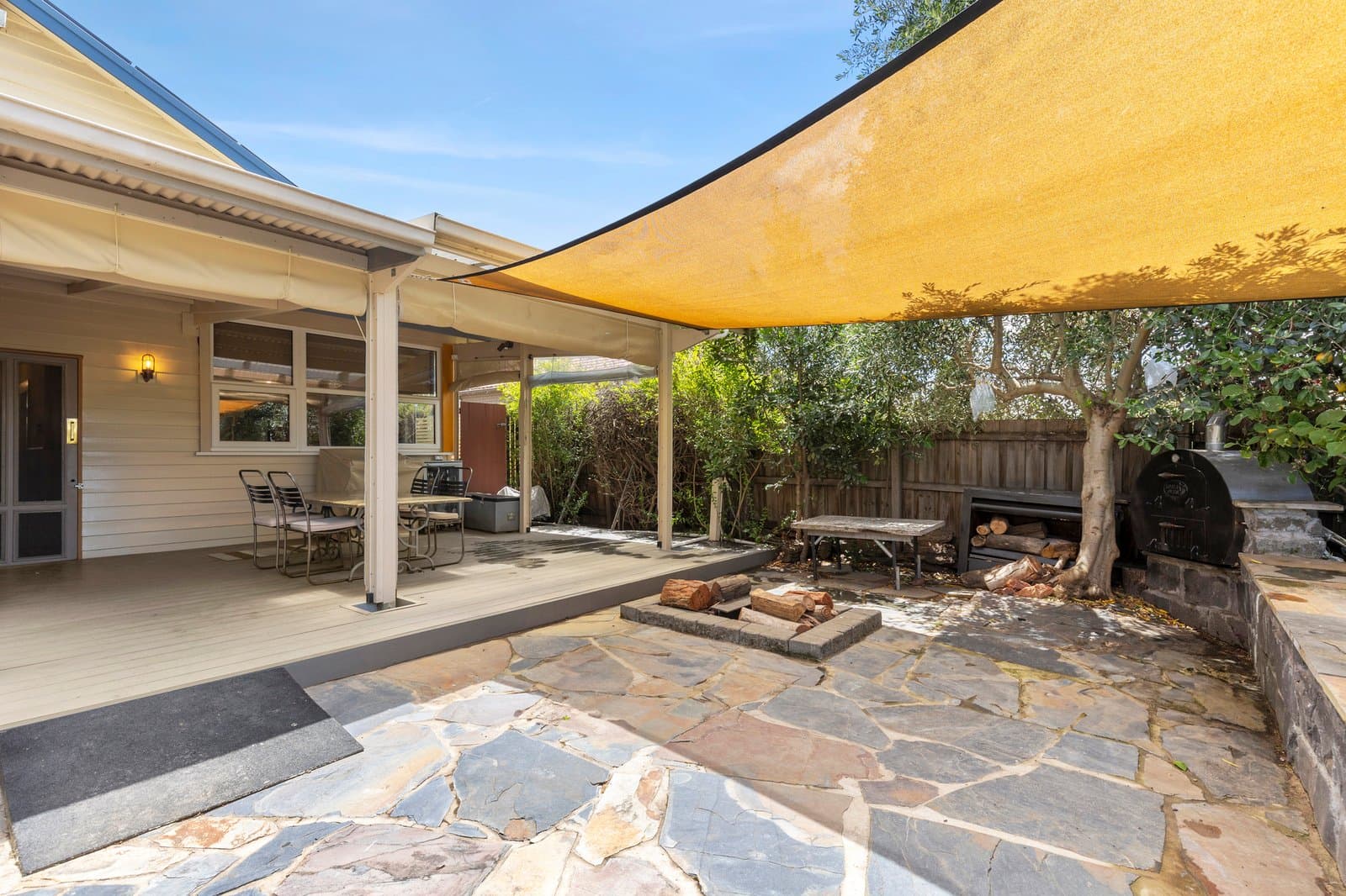 10 Seaforth Street, North Shore, North Shore - Image 1