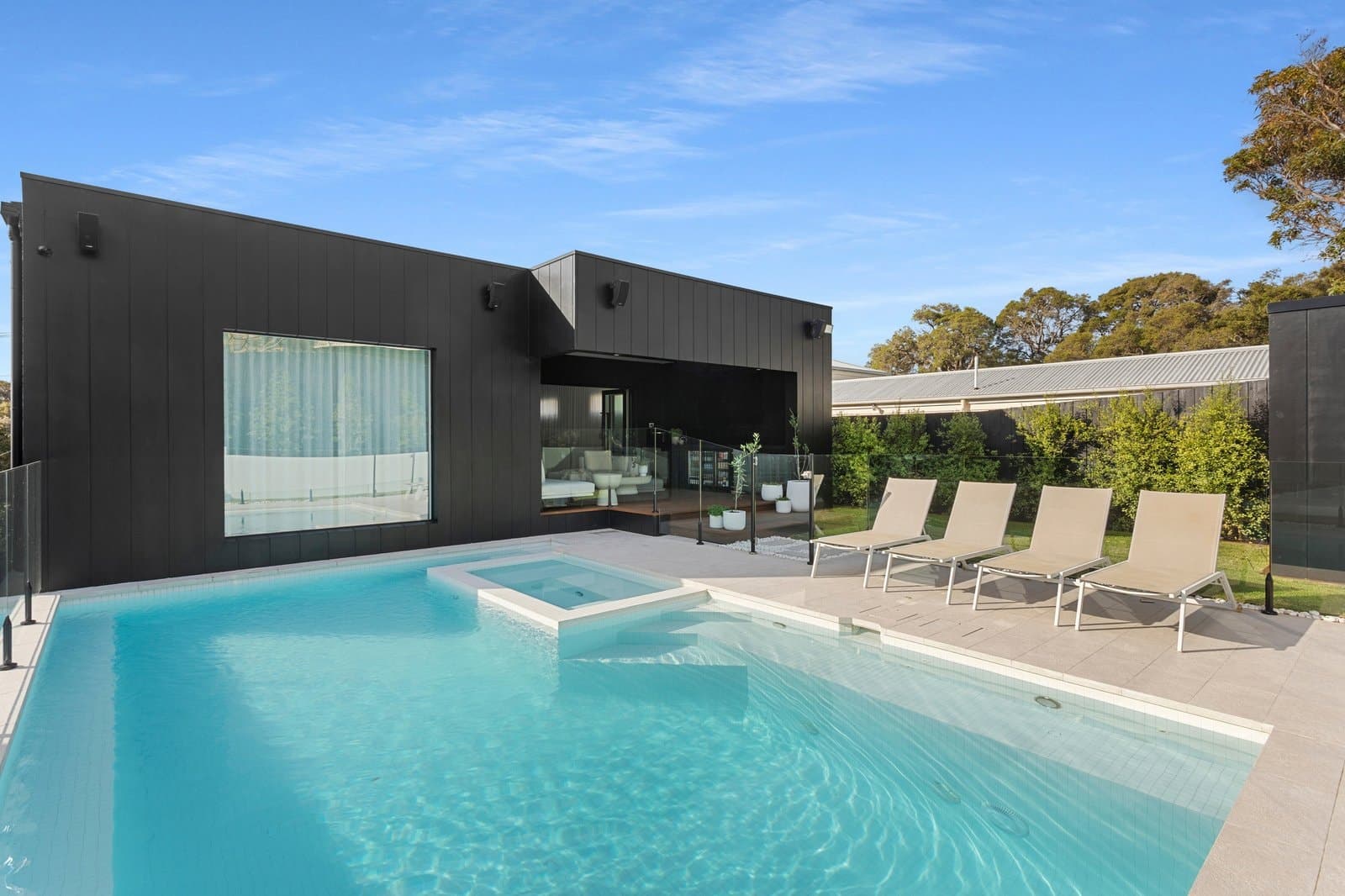 17 Lever Avenue, Blairgowrie, Blairgowrie - Thumbnail 2