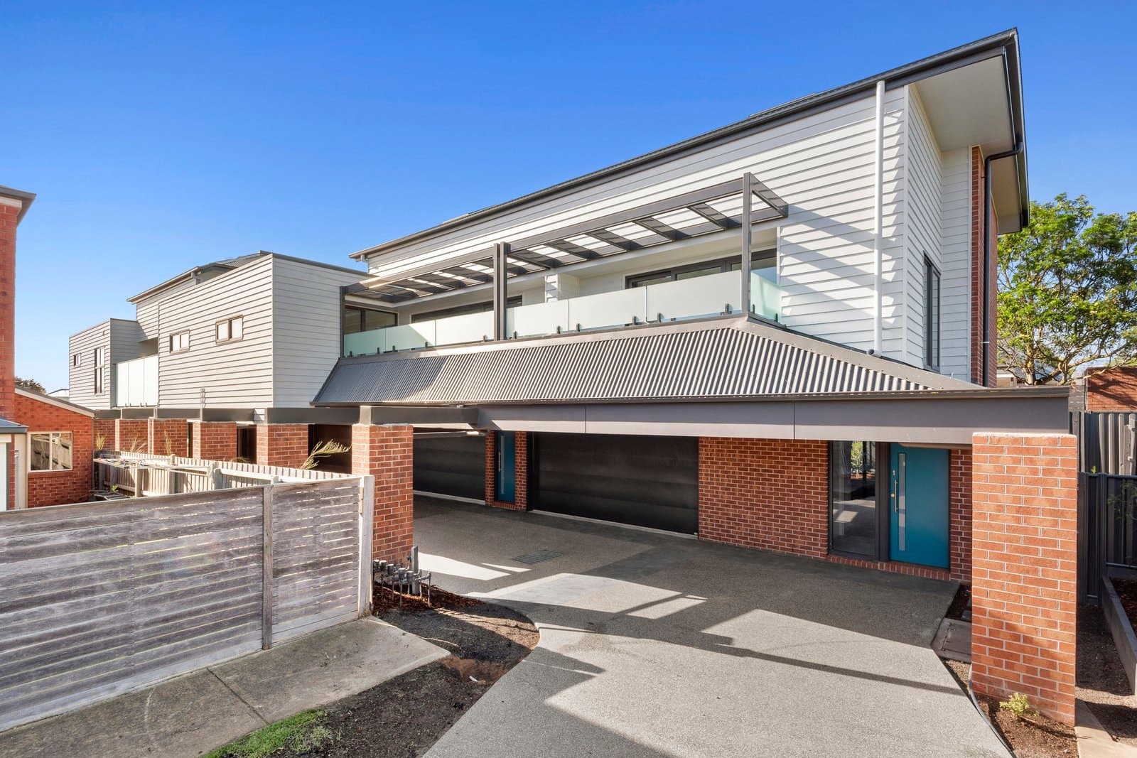 1/9 Scarlett Street, Geelong West, Geelong West - Thumbnail 2