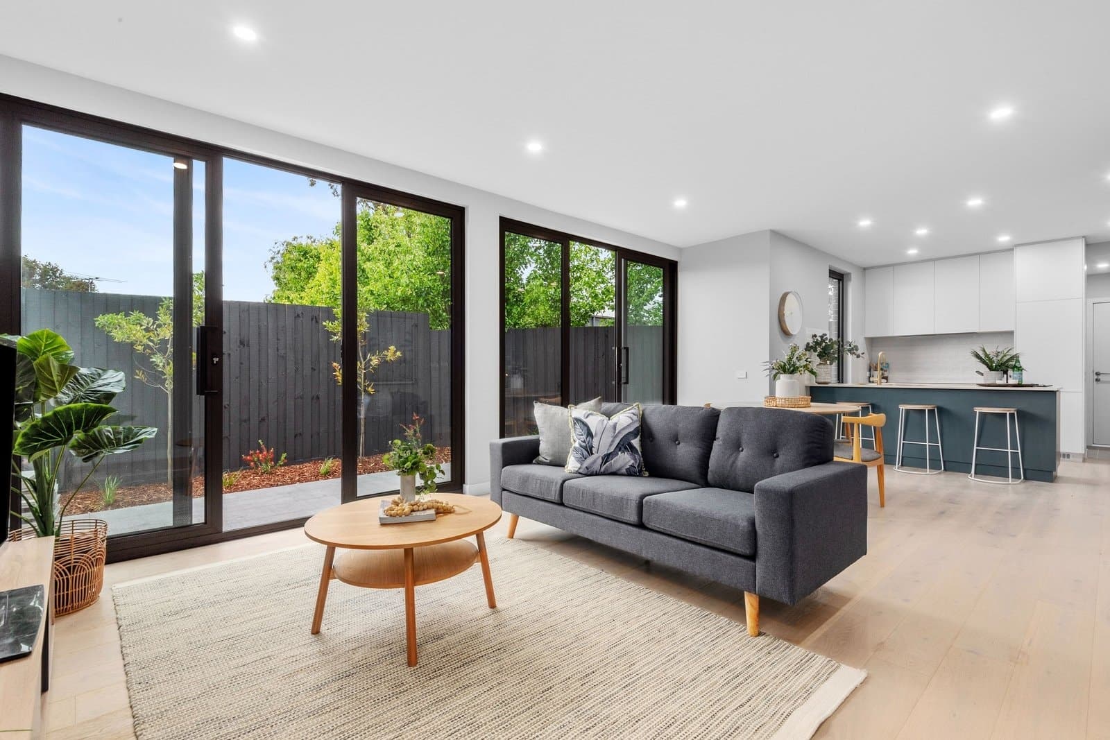 4/9 Scarlett Street, Geelong West, Geelong West - Image 1