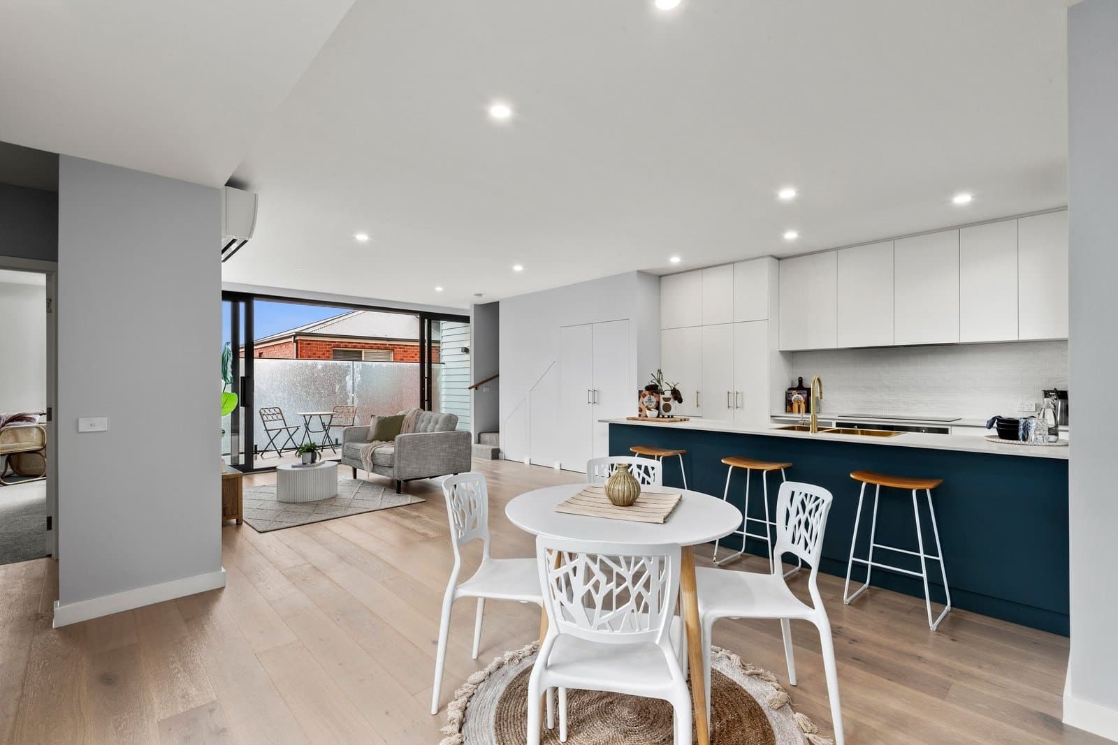 3/9 Scarlett Street, Geelong West, Geelong West - Image 1