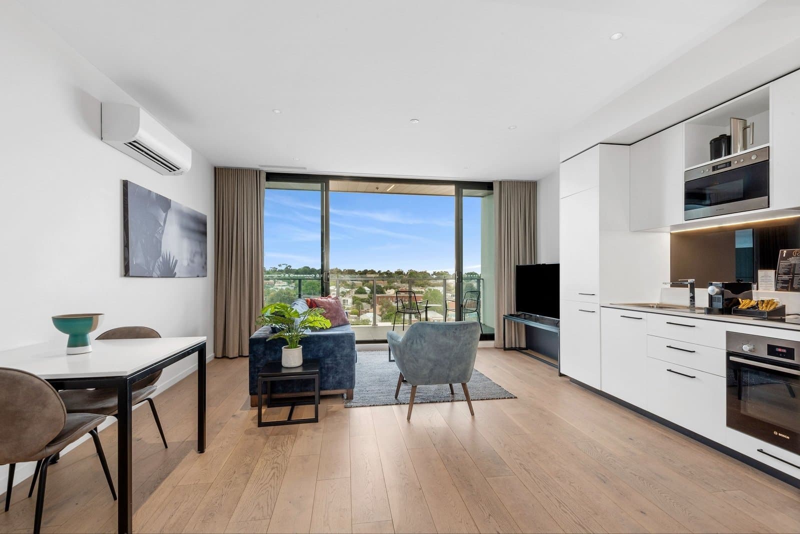605/10 Bellerine Street, Geelong, Geelong - Thumbnail 3