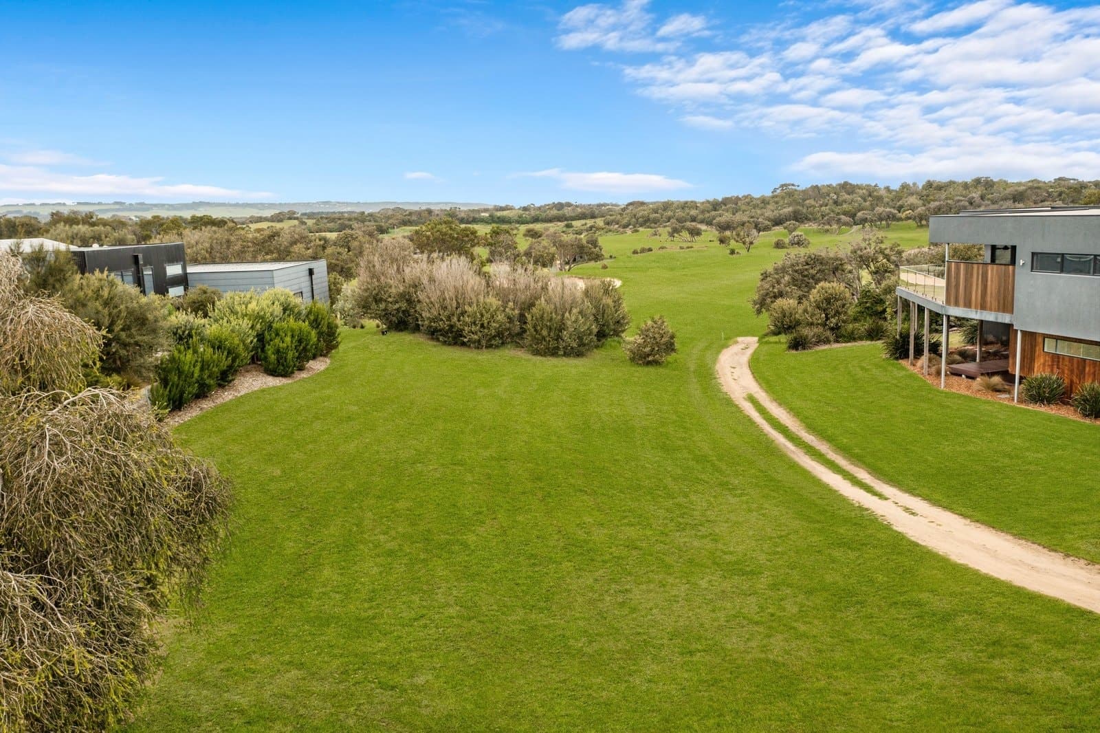 46 The Ridge Road, Fingal, Fingal - Thumbnail 2