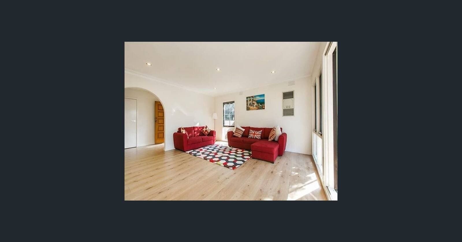 1/20-22 Linacre Road, Hampton, Hampton - Thumbnail 2