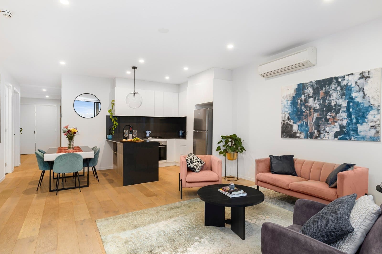 301/215 Chesterville Road, Moorabbin, Moorabbin - Image 1