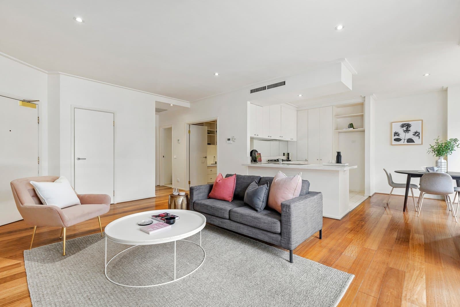 7/48 Esplanade West, Port Melbourne, Port Melbourne - Image 1