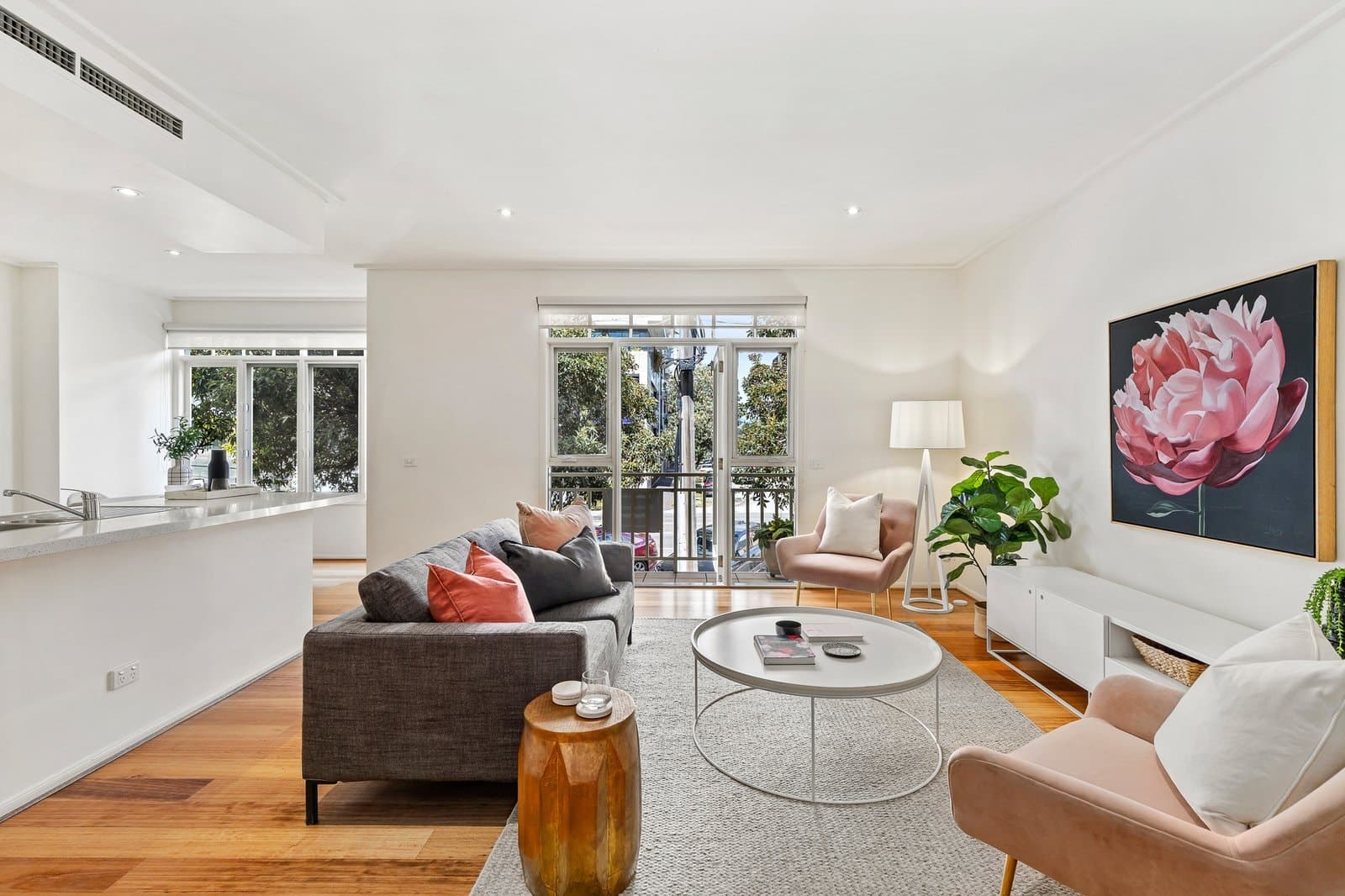 7/48 Esplanade West, Port Melbourne, Port Melbourne - Thumbnail 2