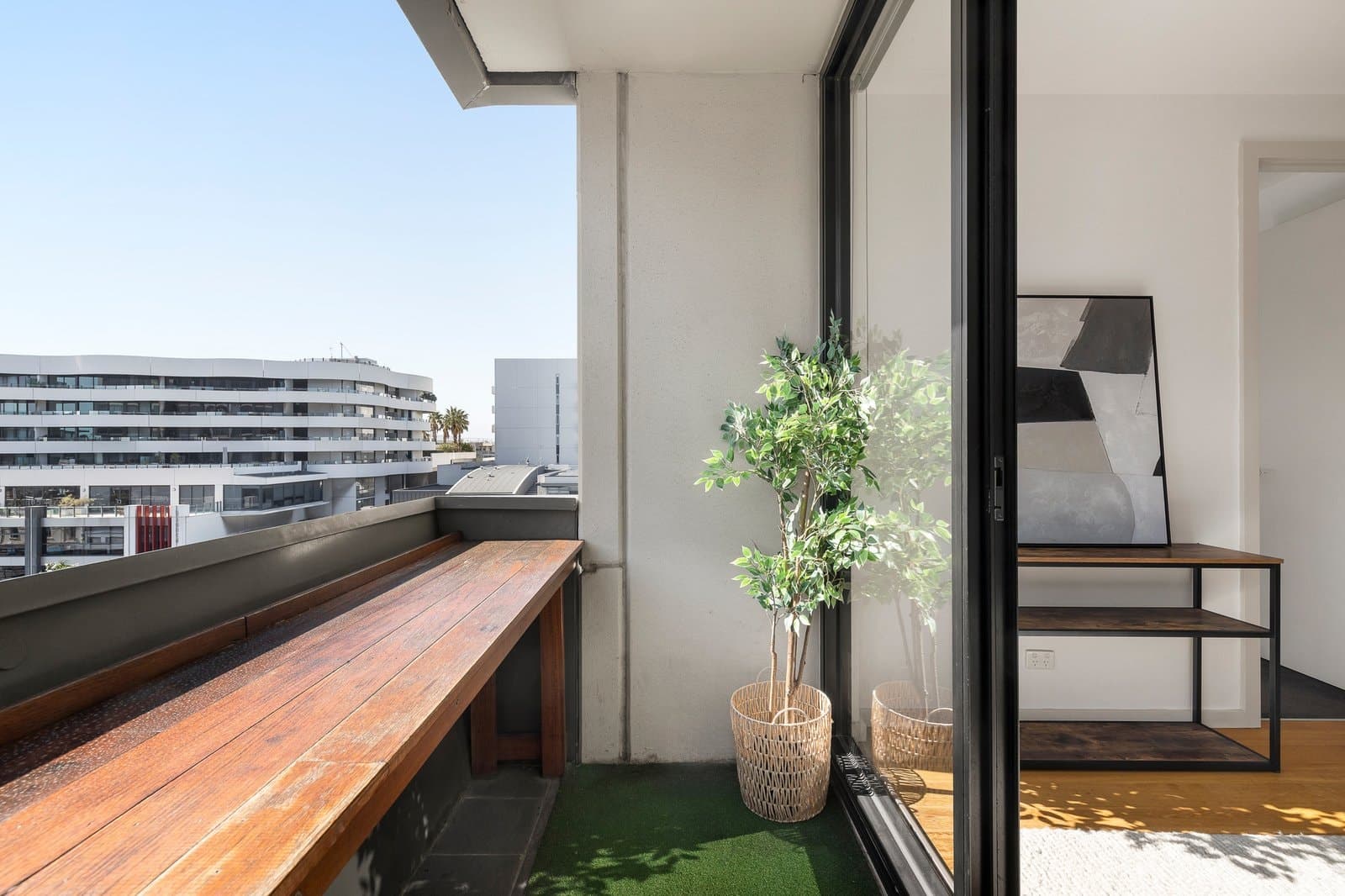 610/57 Bay Street, Port Melbourne, Port Melbourne - Thumbnail 3