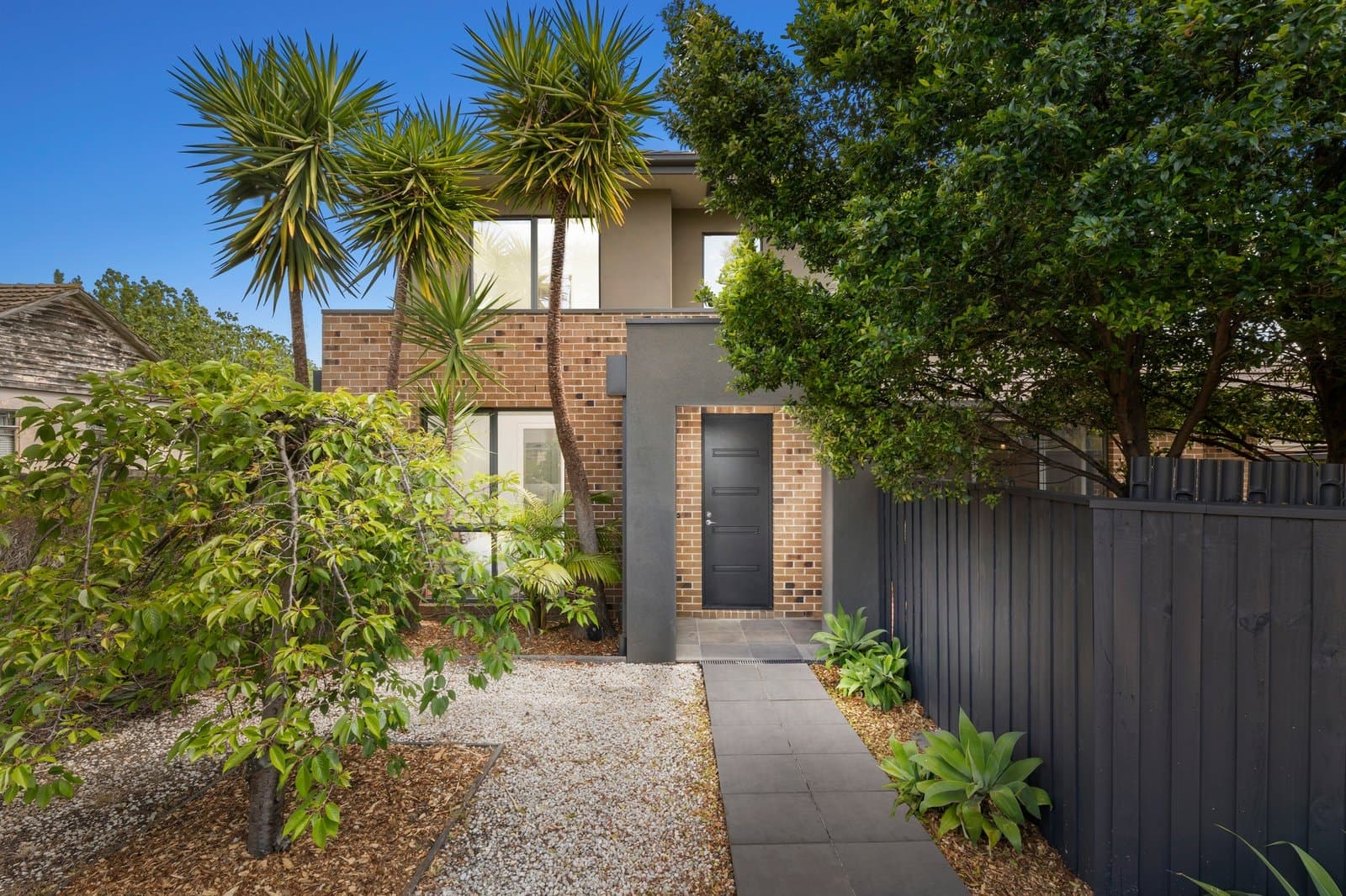 1/2 High Street Road, Ashburton, Ashburton - Thumbnail 2