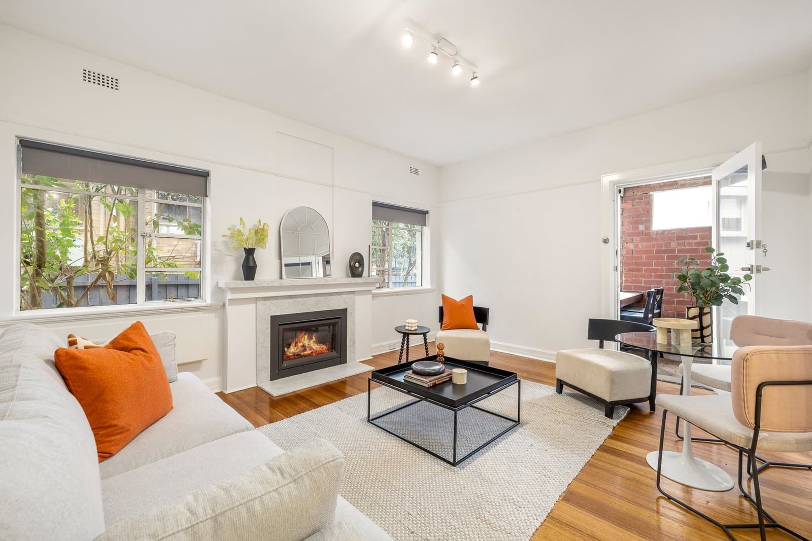 8/16 Charnwood Road, St Kilda, St Kilda - Image 1