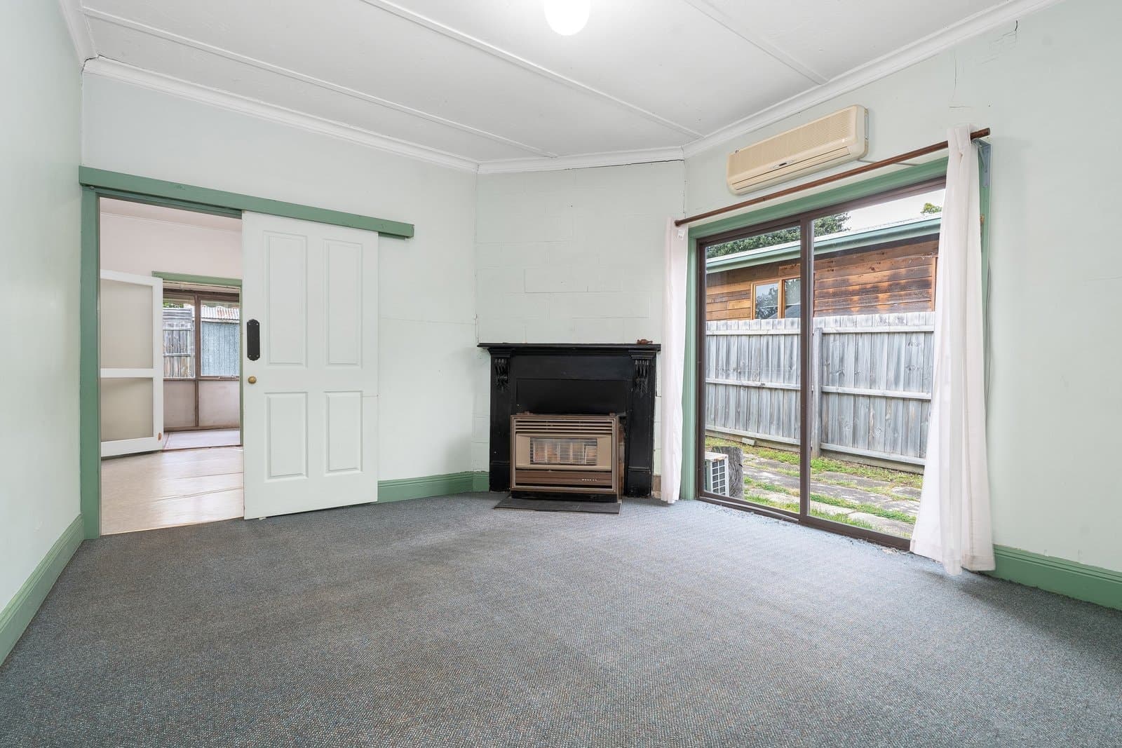 298 High Street, Belmont, Belmont - Thumbnail 2