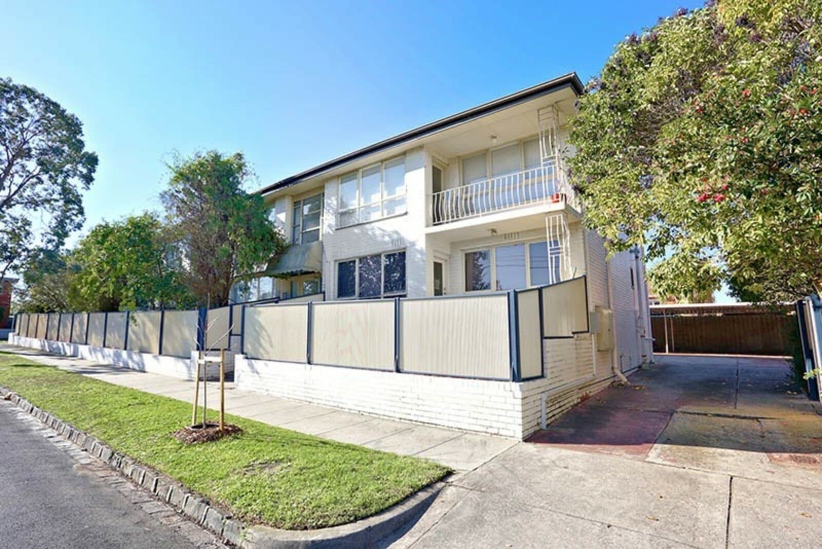 5/11 Walsh Street,
                        
                    
                    
                        
                            Ormond, Ormond - Image 1