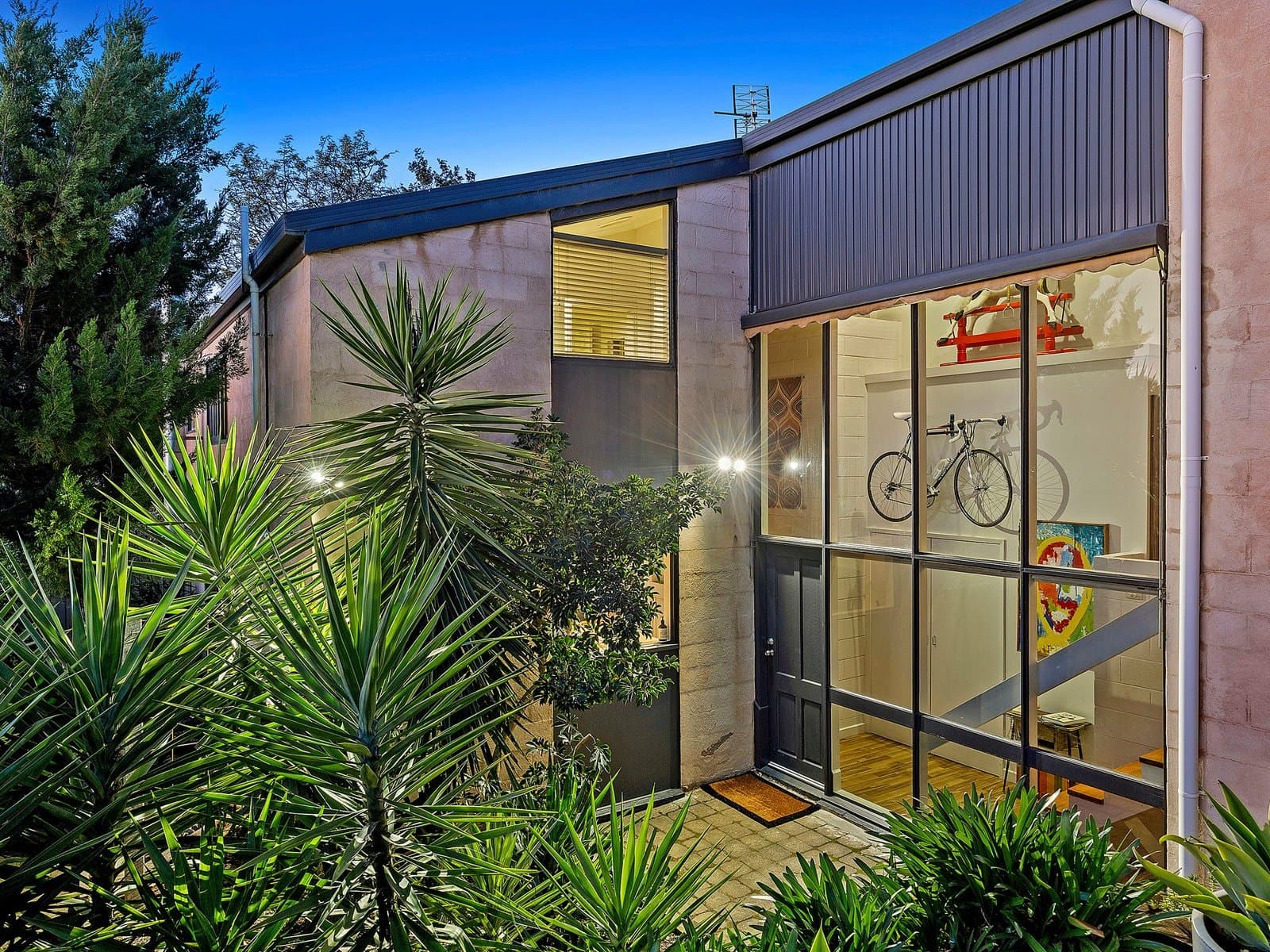 300 Rowan Street, Golden Square, Golden Square - Thumbnail 3