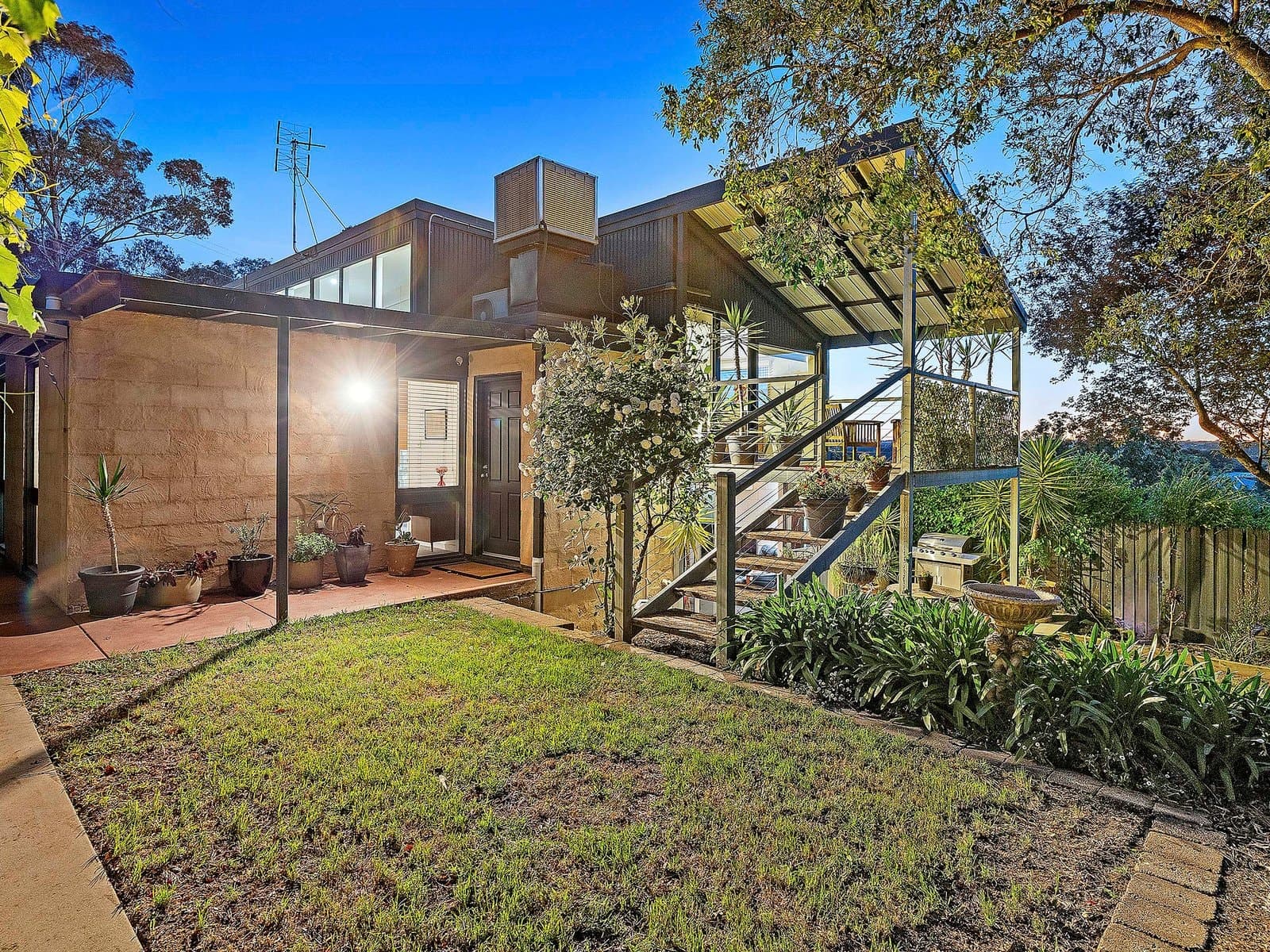 300 Rowan Street, Golden Square, Golden Square - Thumbnail 4