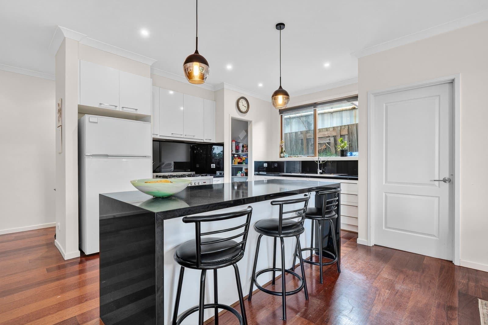 2/48 Torroodun Street, Mount Waverley, Mount Waverley - Thumbnail 2