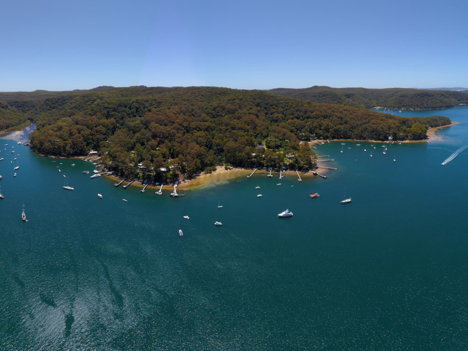 Lovett Bay, 2105, Lovett Bay - Thumbnail 2