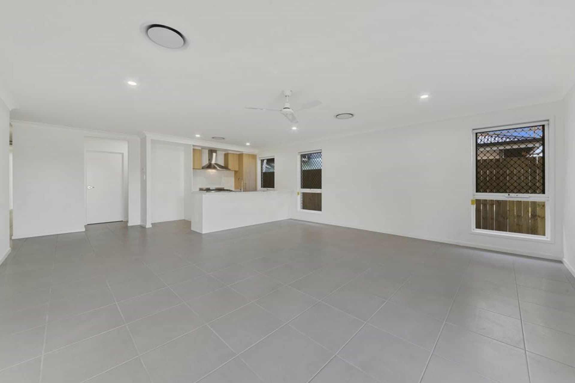 15 Waratah Street, Pallara, Pallara - Thumbnail 3