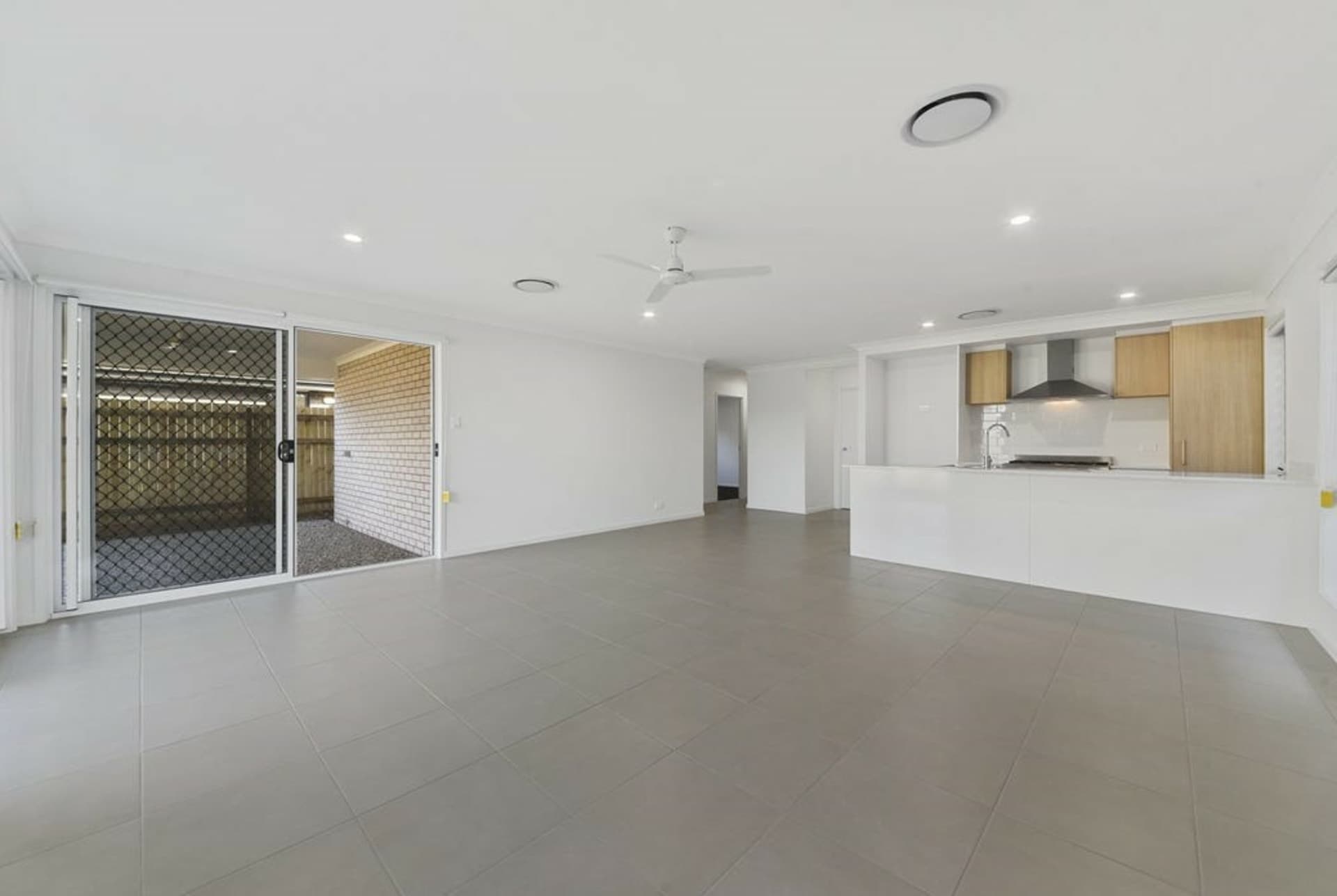 15 Waratah Street, Pallara, Pallara - Thumbnail 4