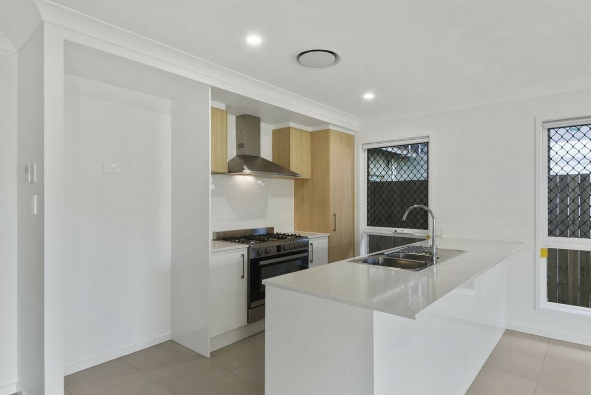 15 Waratah Street, Pallara, Pallara - Thumbnail 5