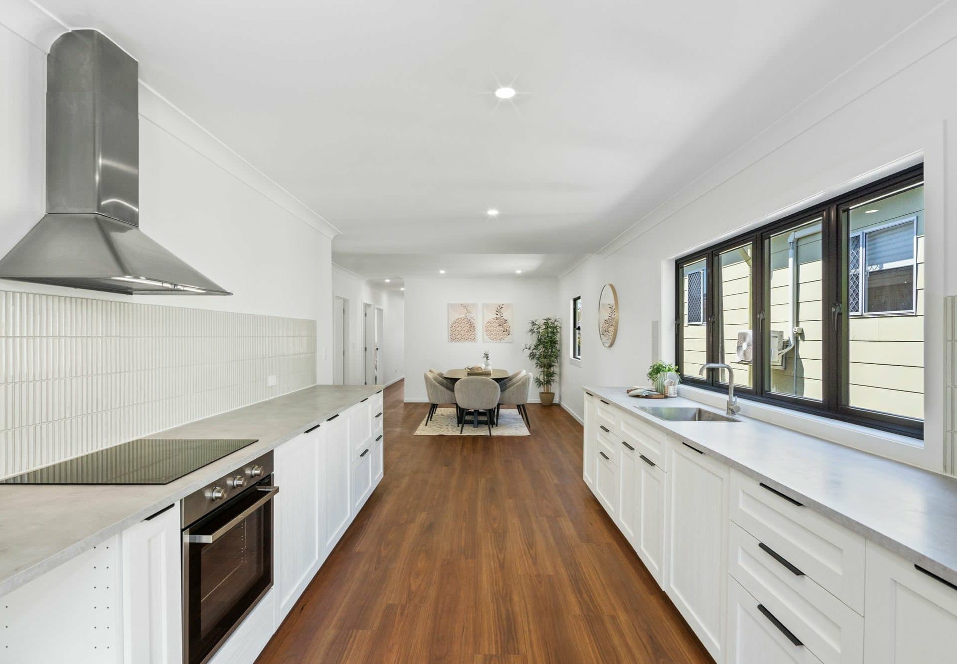 31 Invermore Street, Mount Gravatt East, Mount Gravatt East - Image 1