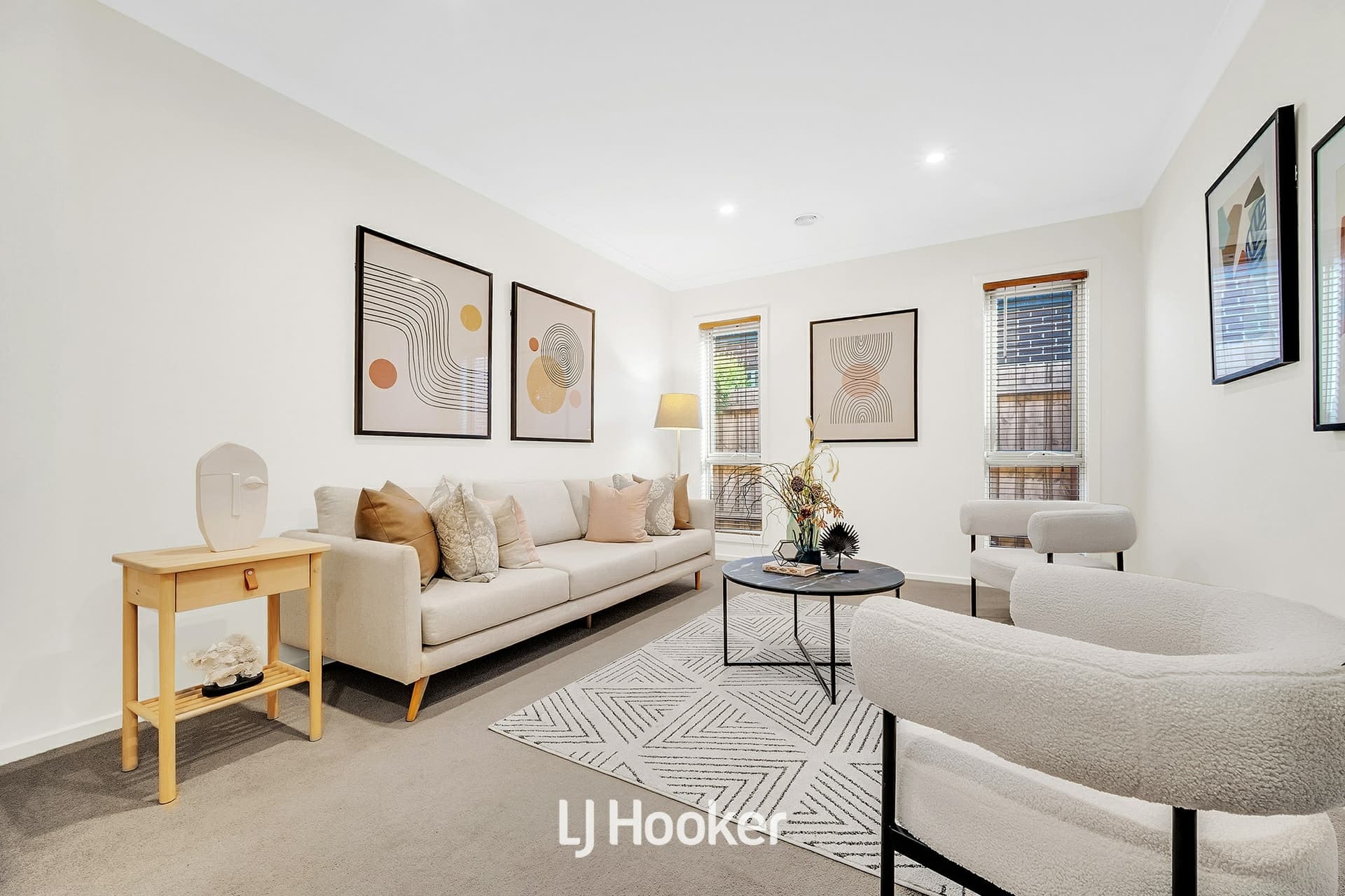 126 Wheelers Park Drive, Cranbourne North, Cranbourne North - Thumbnail 5