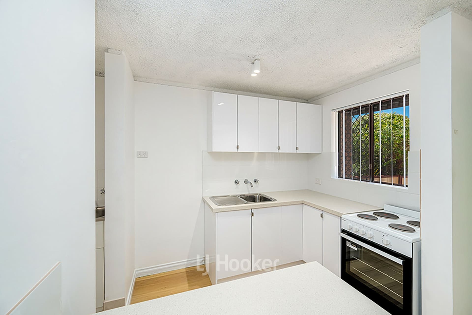 8/4 Braund Street, Bunbury, Bunbury - Thumbnail 4