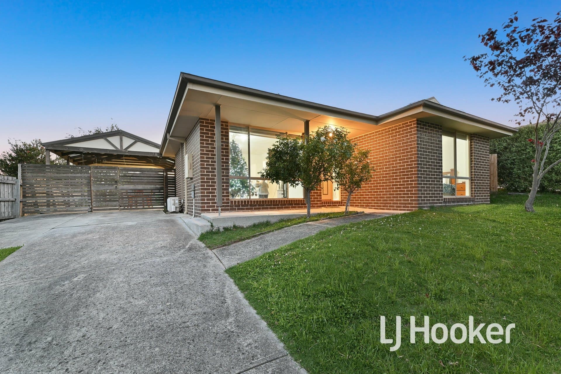 13 Tuscany Rise, Pakenham, Pakenham - Image 1