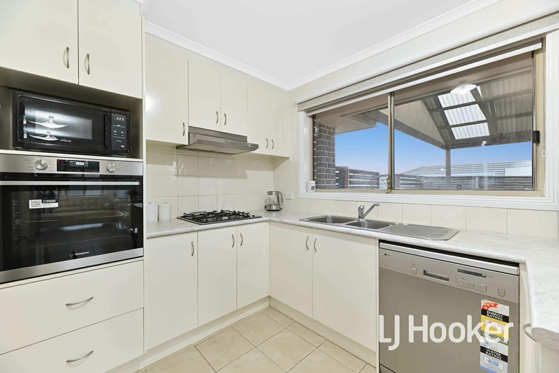 13 Tuscany Rise, Pakenham, Pakenham - Thumbnail 2