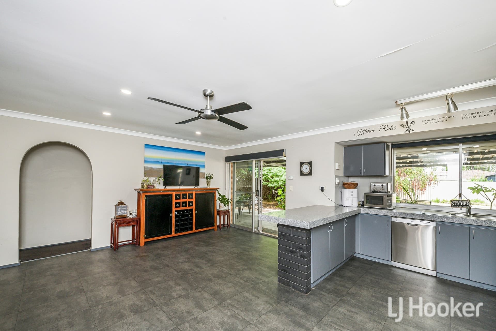 9 Farrer Place, Thornlie, Thornlie - Thumbnail 4