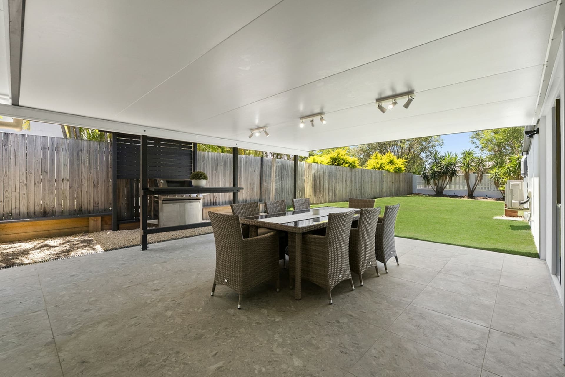 3 Lachlan Court, Helensvale, Helensvale - Thumbnail 8
