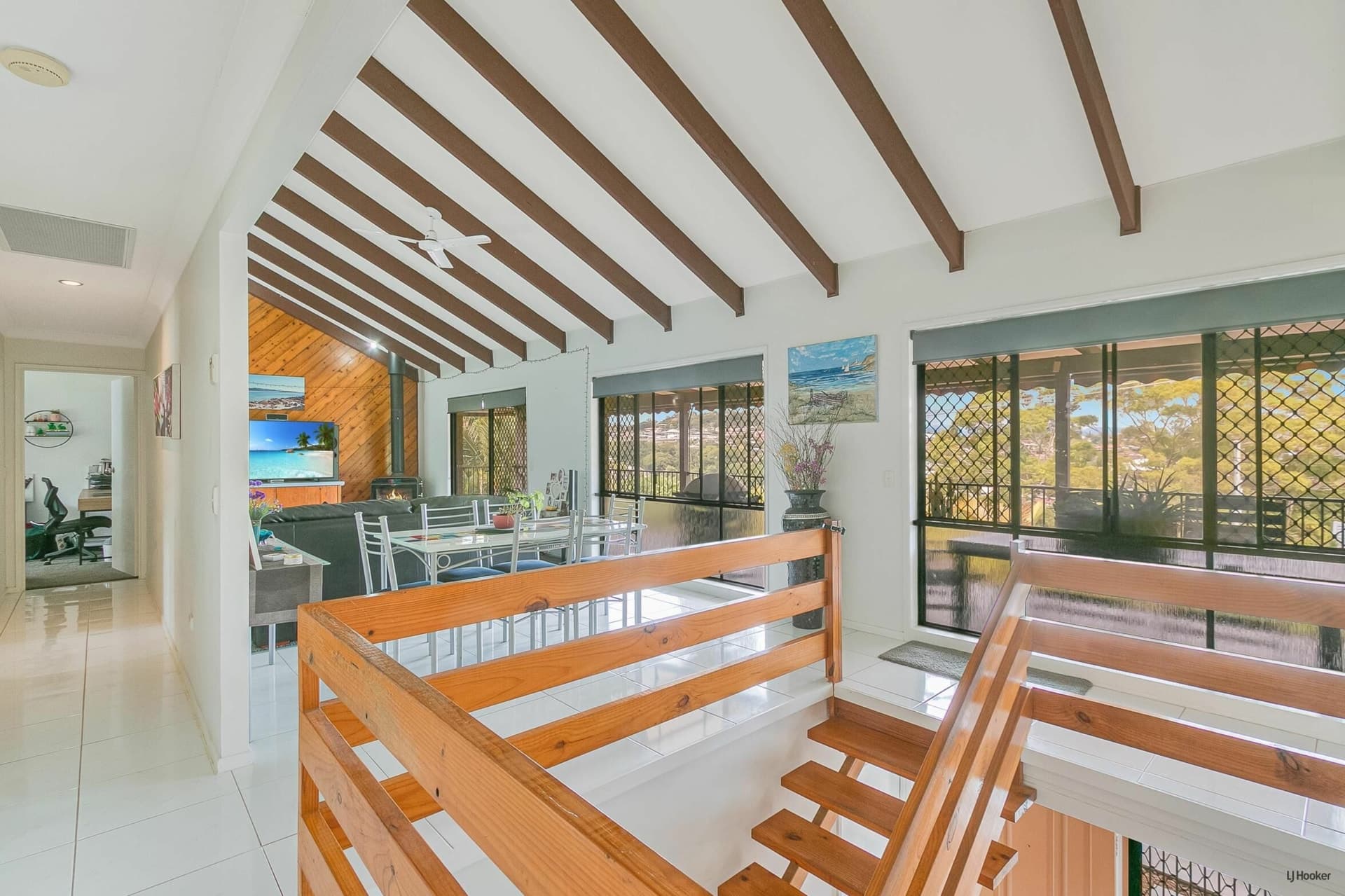 8 Curtawilla Street, Banora Point, Banora Point - Thumbnail 2