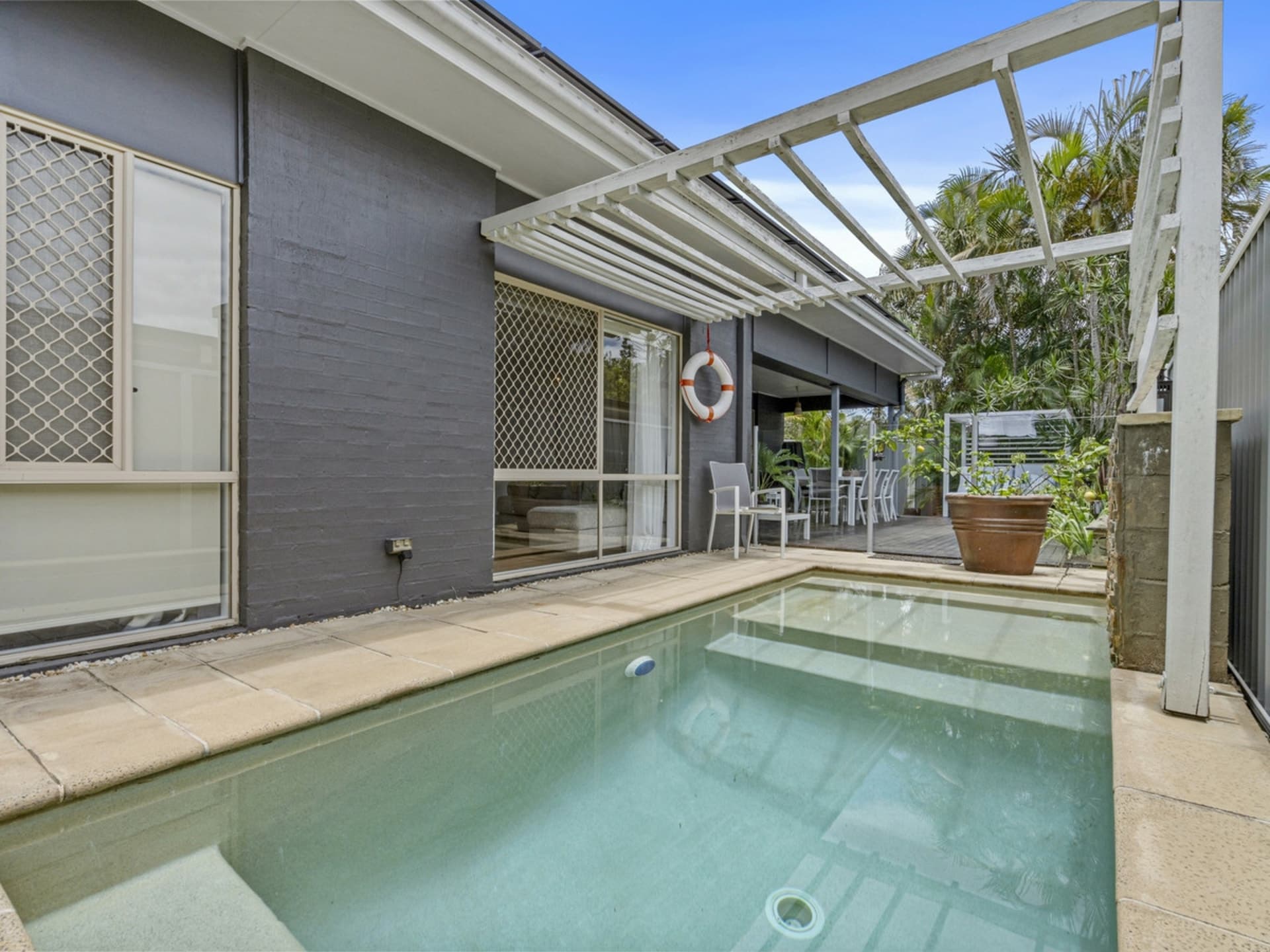 19 Tennant Street, Pacific Pines, Pacific Pines - Thumbnail 4
