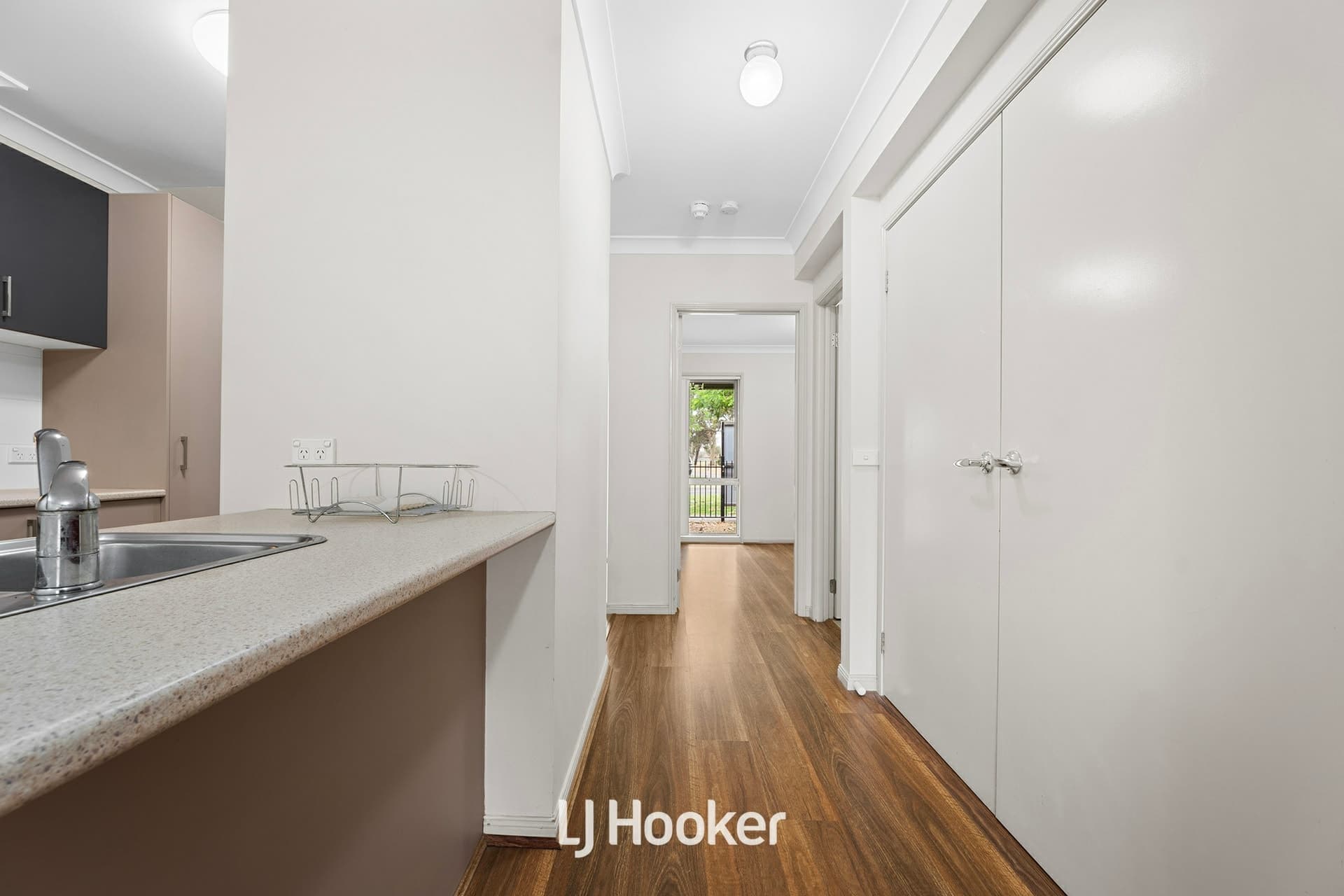 91 Keneally Street, Dandenong, Dandenong - Thumbnail 2