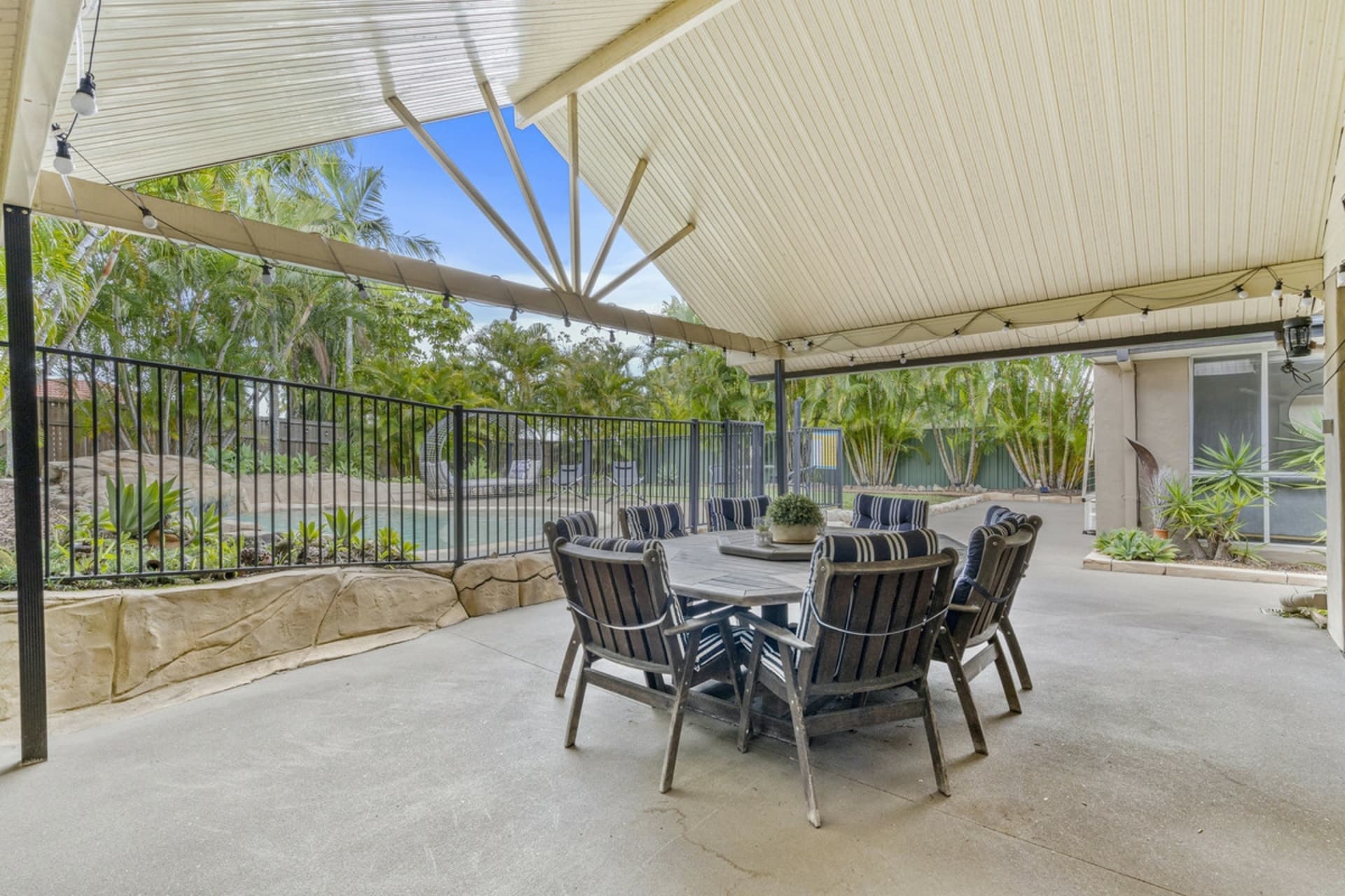 2 Henry Cotton Drive, Parkwood, Parkwood - Thumbnail 2