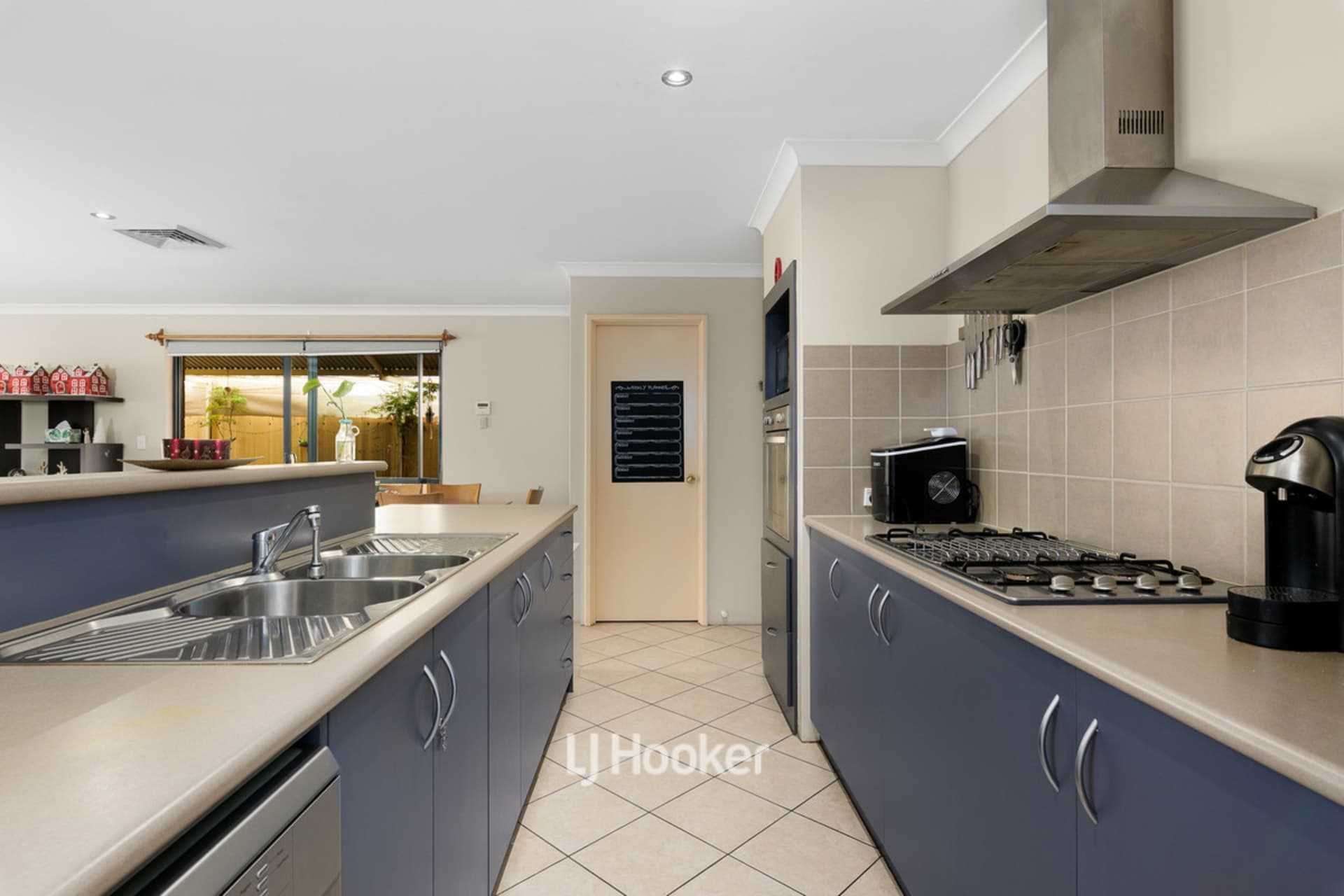 12 Koonak Street, Dalyellup, Dalyellup - Thumbnail 8