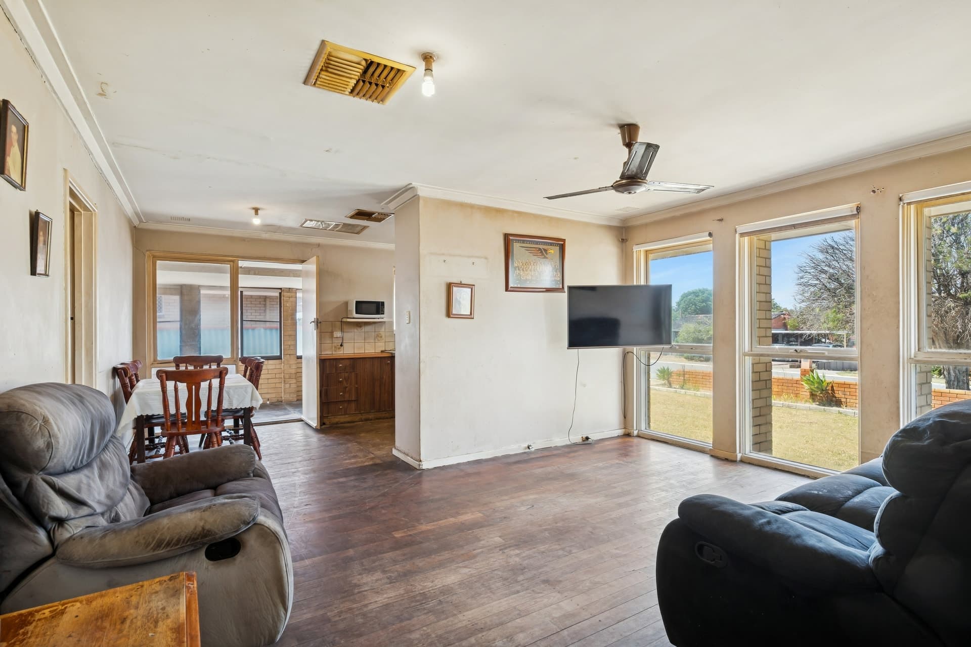 39 Tullamore Avenue, Thornlie, Thornlie - Thumbnail 5