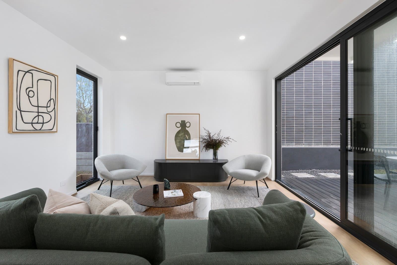 33 Davey Street, Parkdale, Parkdale - Thumbnail 6